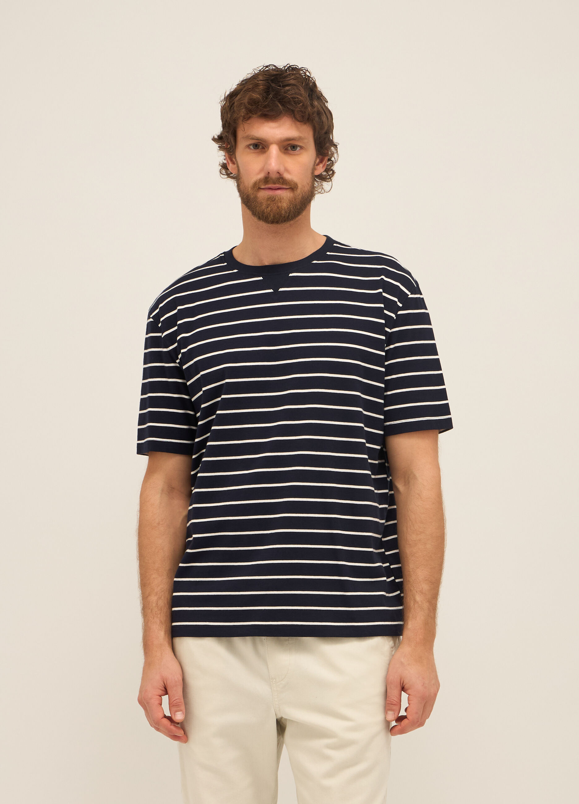 T-shirt girocollo in cotone a righe uomo_0
