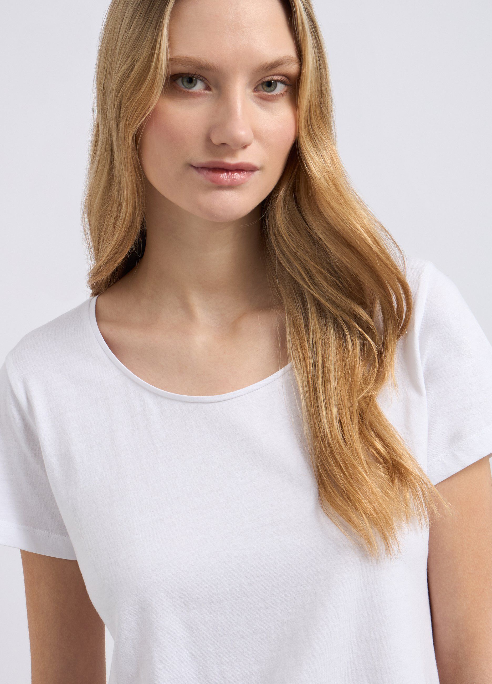 T-shirt in puro cotone tinta unita donna_2