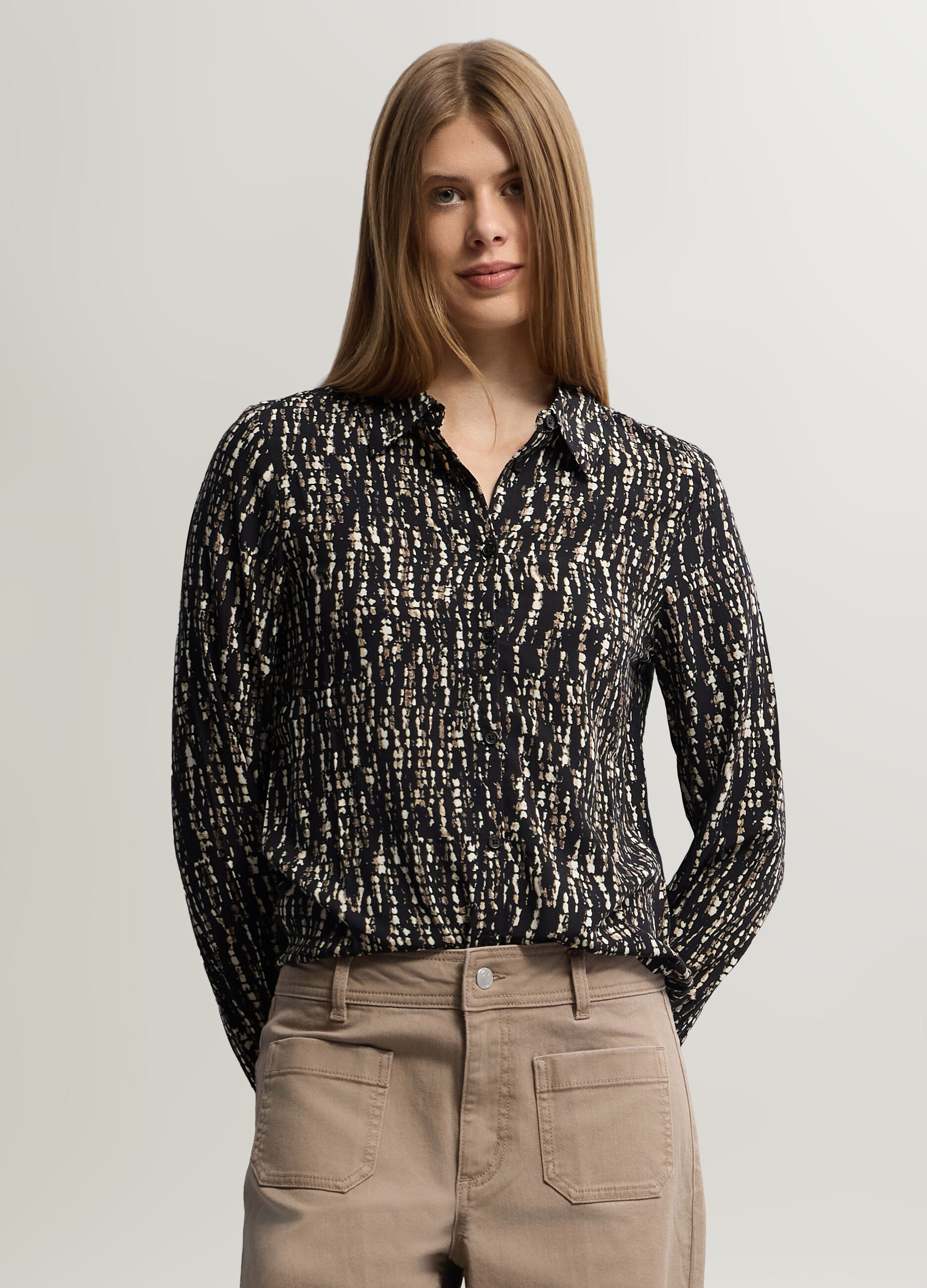 Camicia Fit Regular con colletto alla francese in pura viscosa donna_0