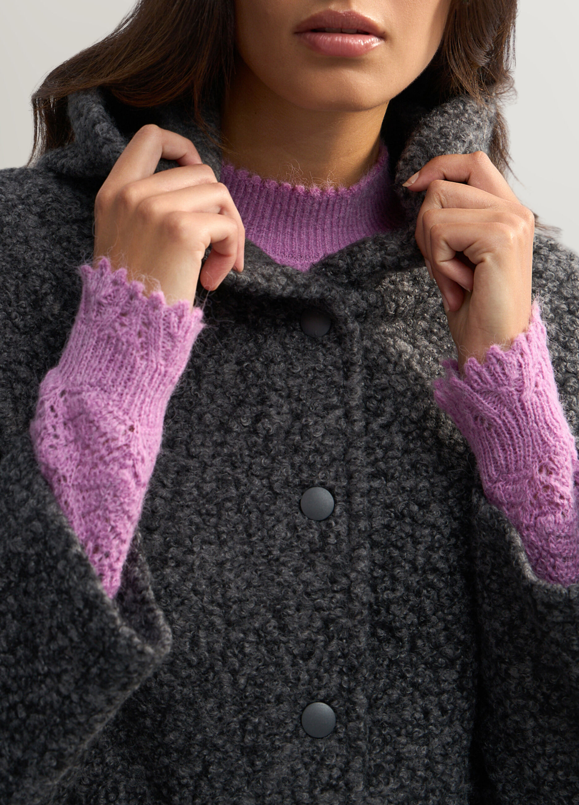 Giacca boucl&eacute; con cappuccio donna_2