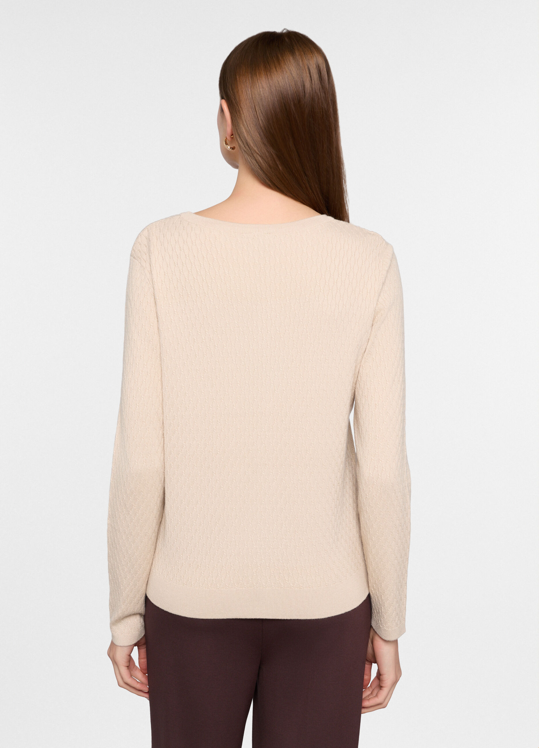 Maglia girocollo a treccia donna_1