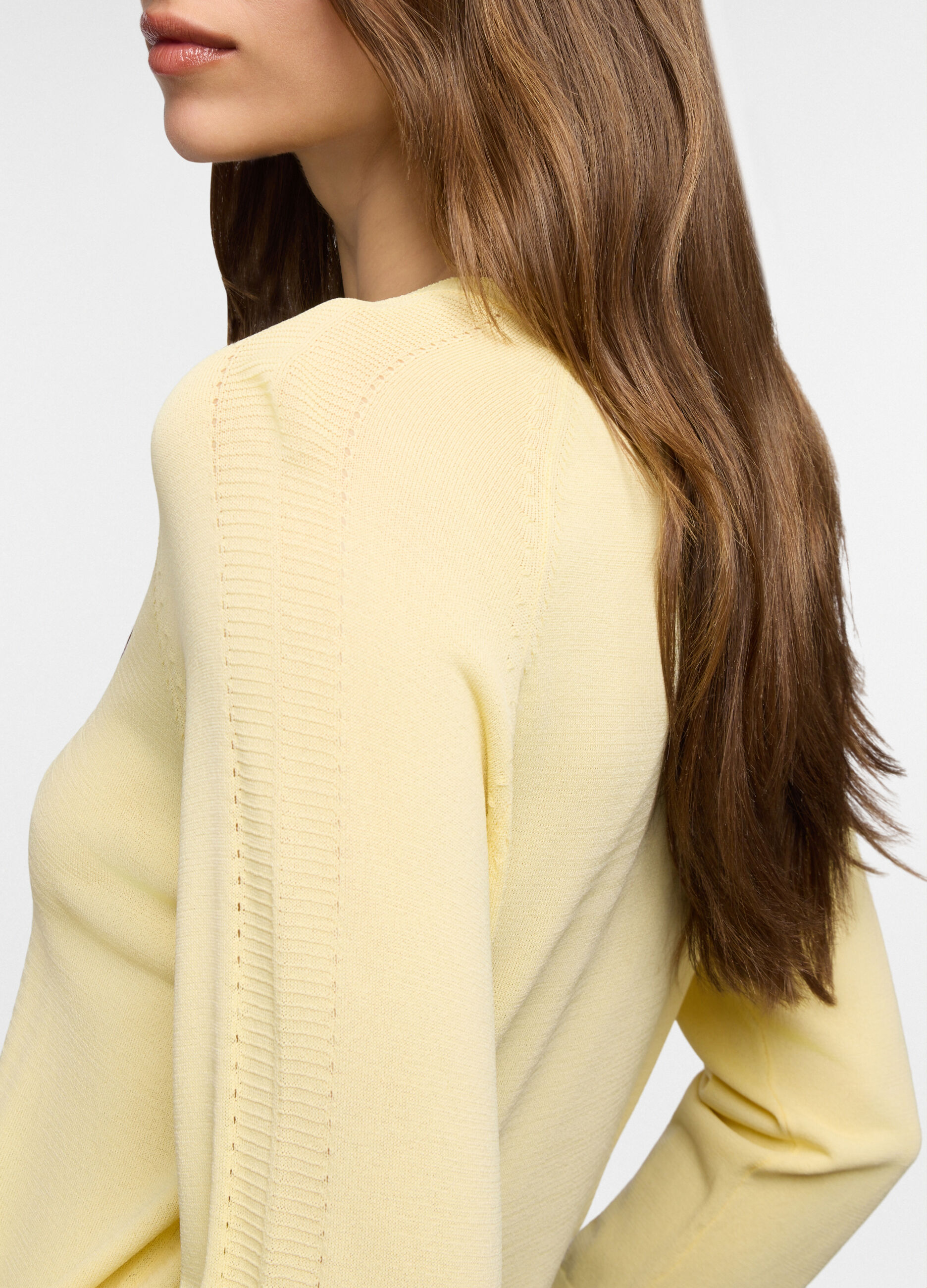 Maglia girocollo operata donna_2