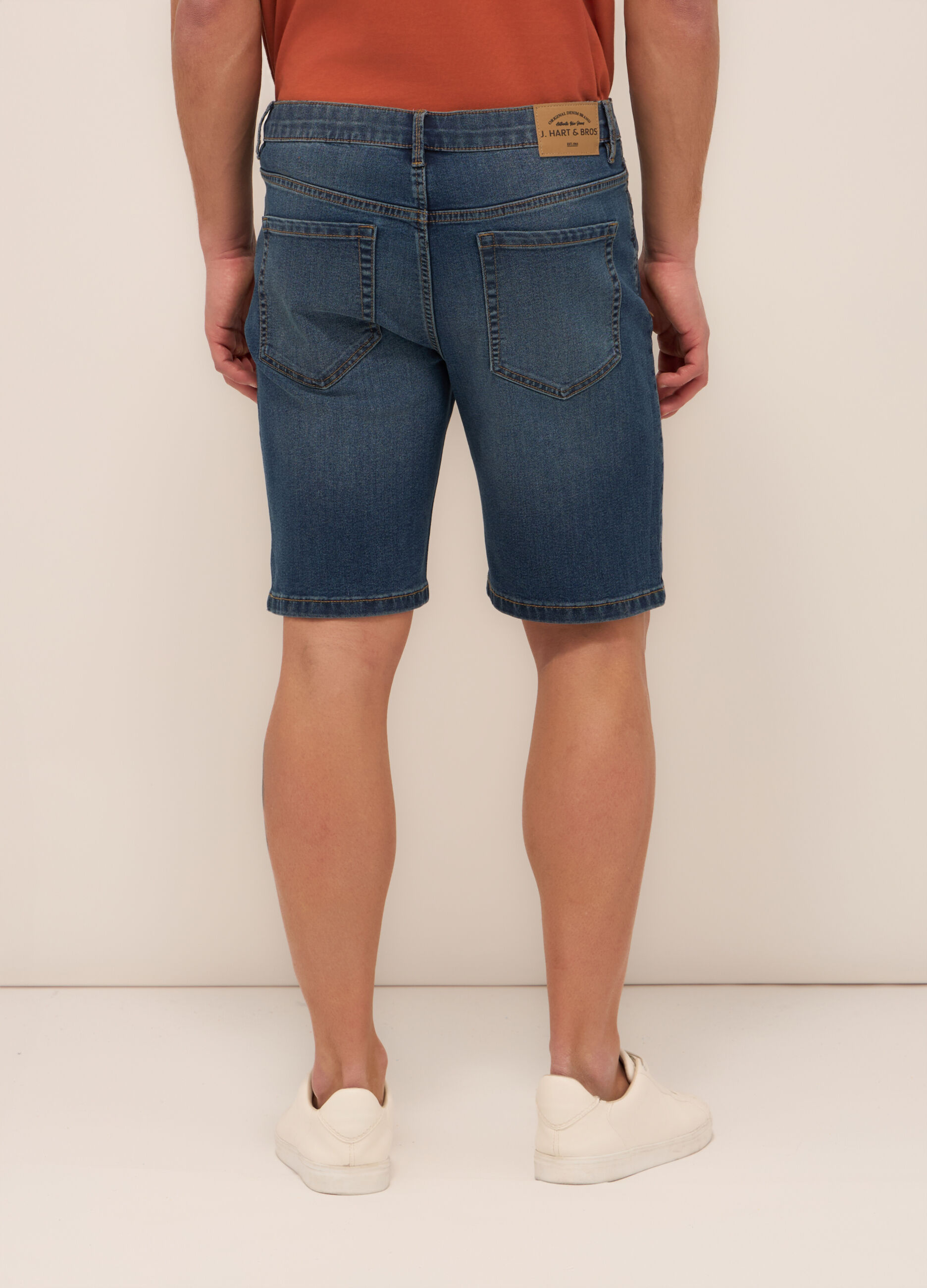 Shorts in denim di cotone stretch uomo_1