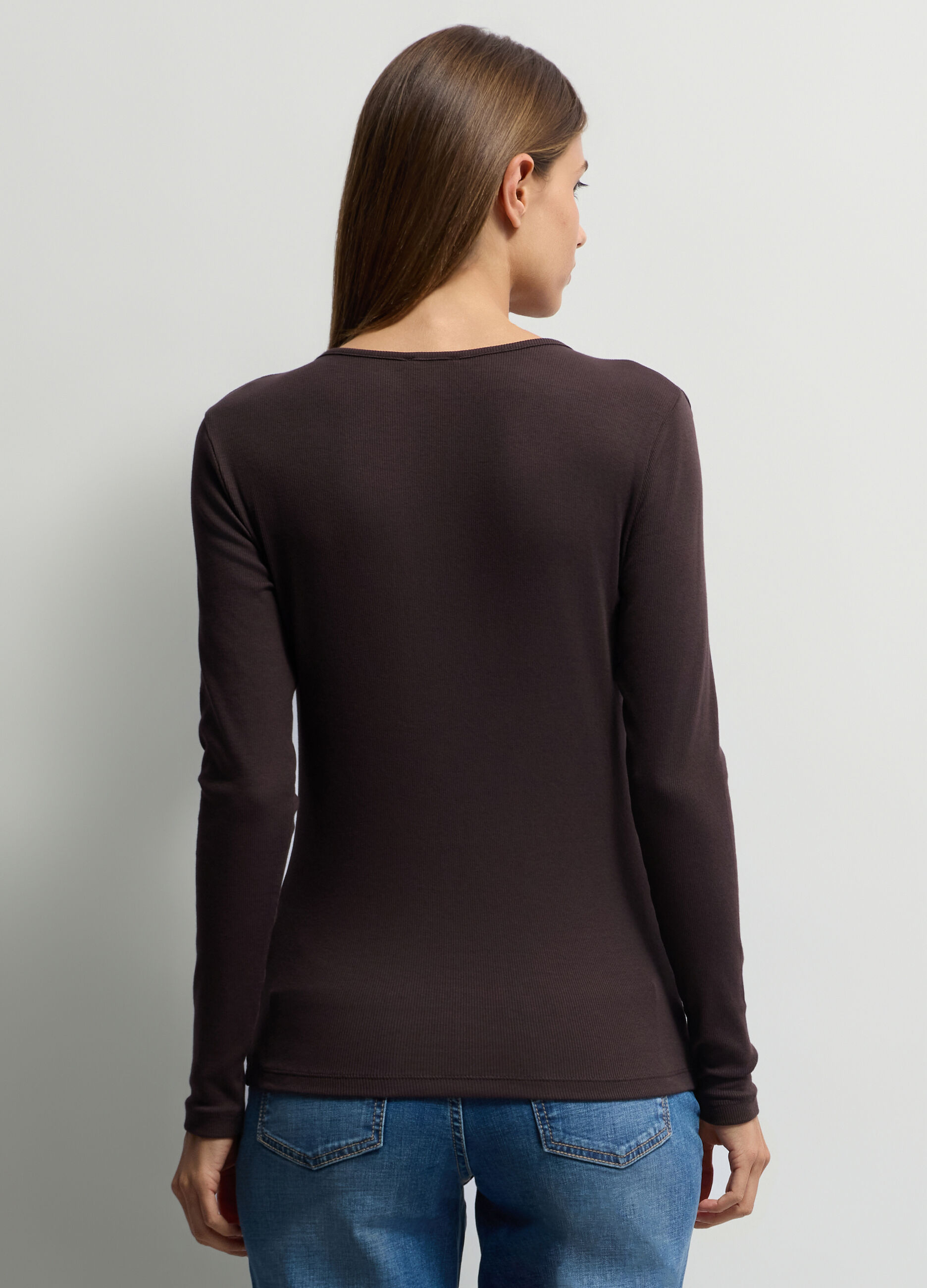 T-shirt Fit Slim con scollo a V stretch donna_1