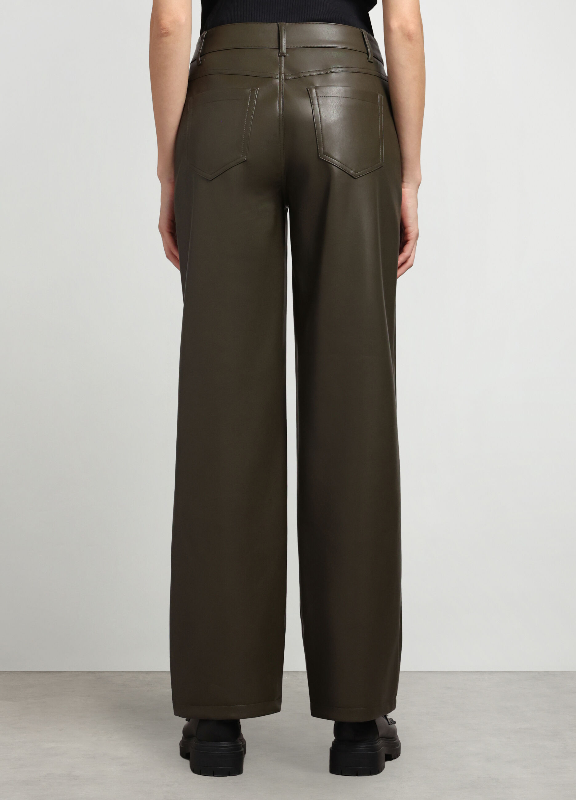 Pantaloni in eco pelle donna_1