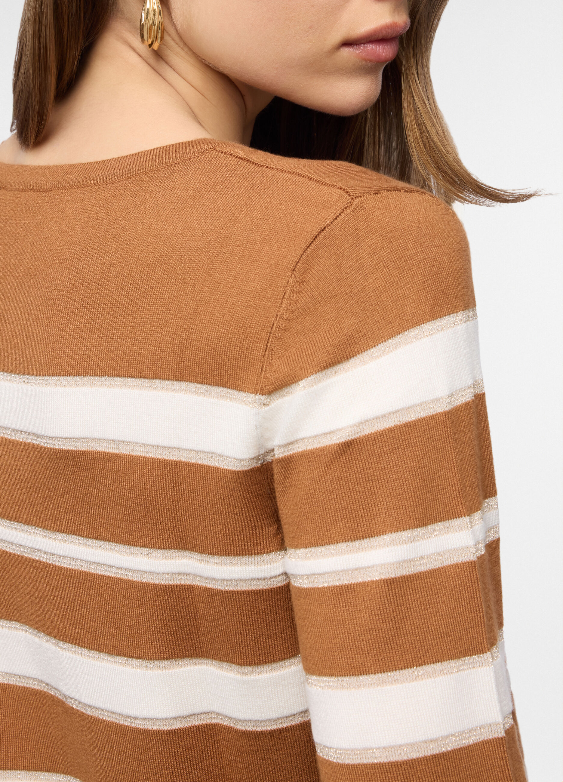 Maglia girocollo operata donna_2