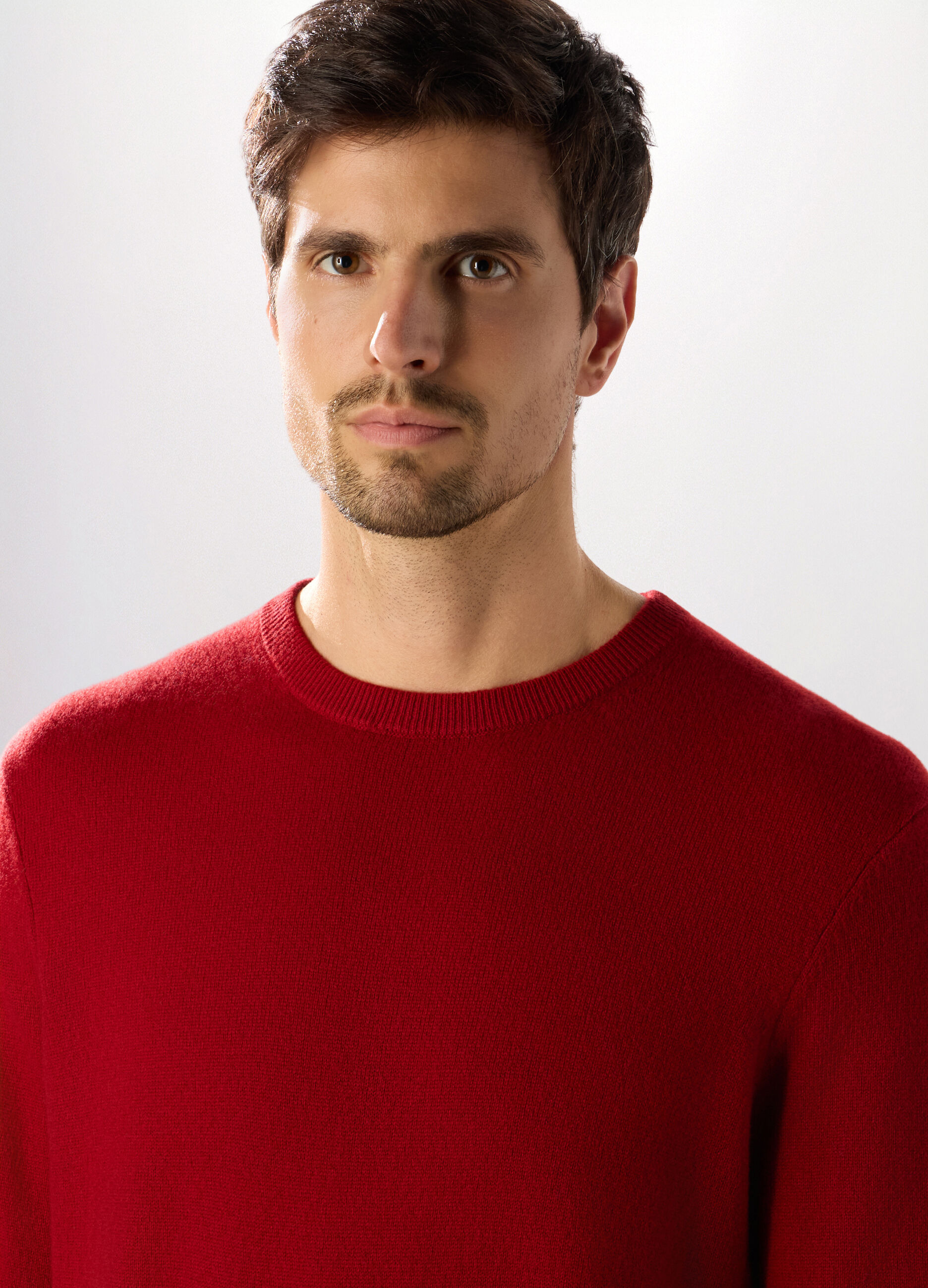 Maglione girocollo in cashmere uomo_2