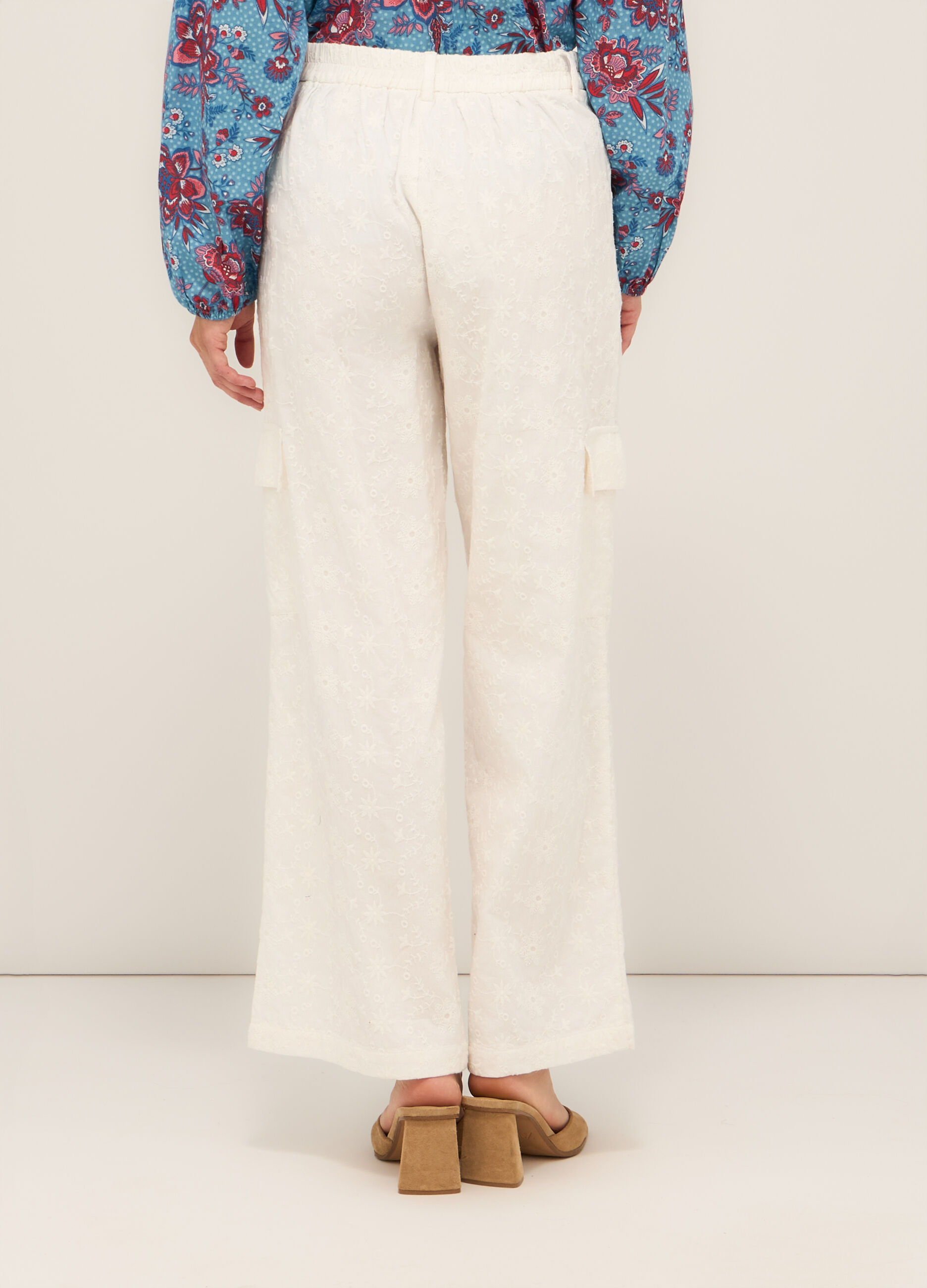 Pantaloni in sangallo di puro cotone donna_1