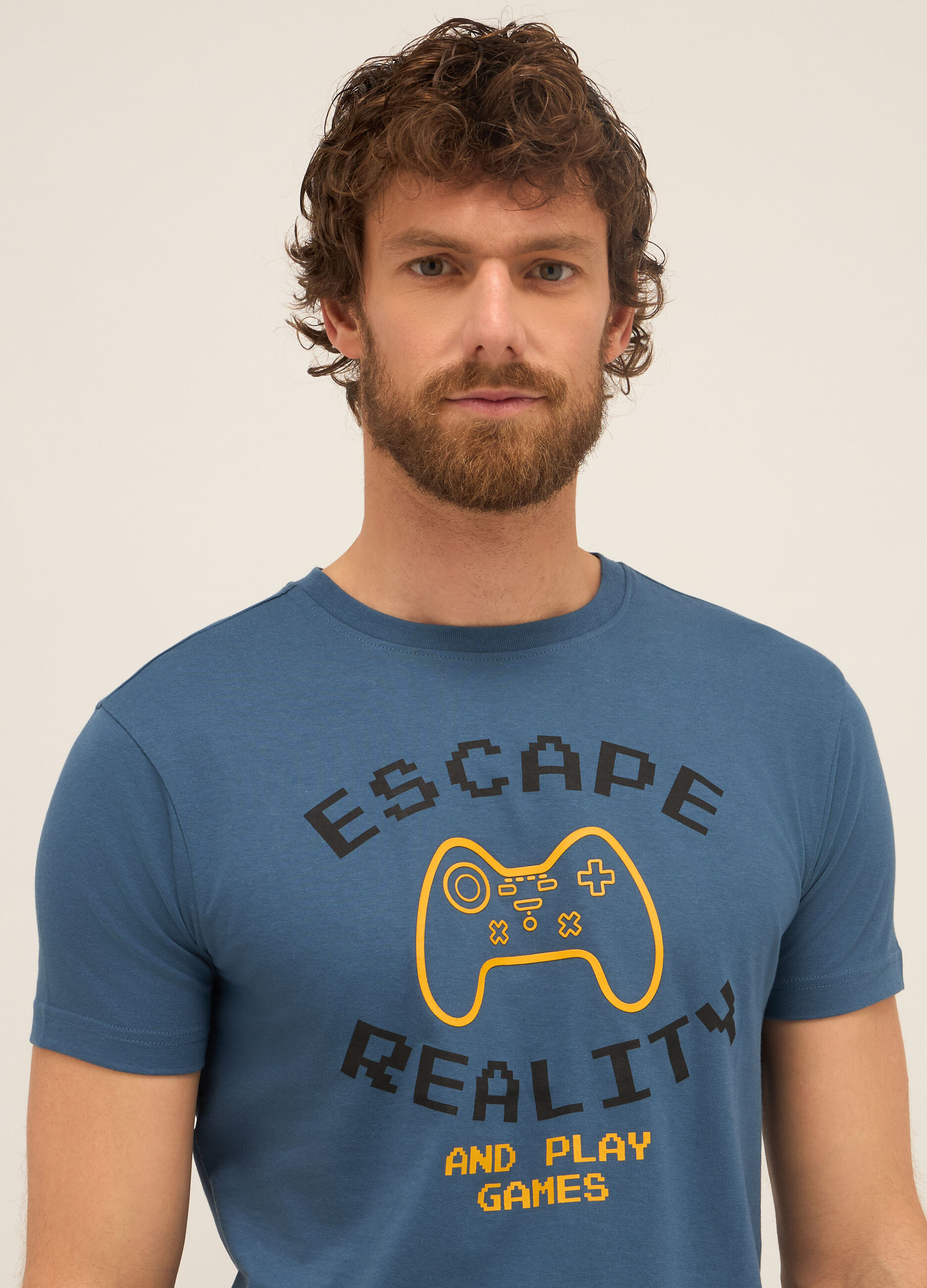 T-shirt girocollo in cotone con stampa uomo_2