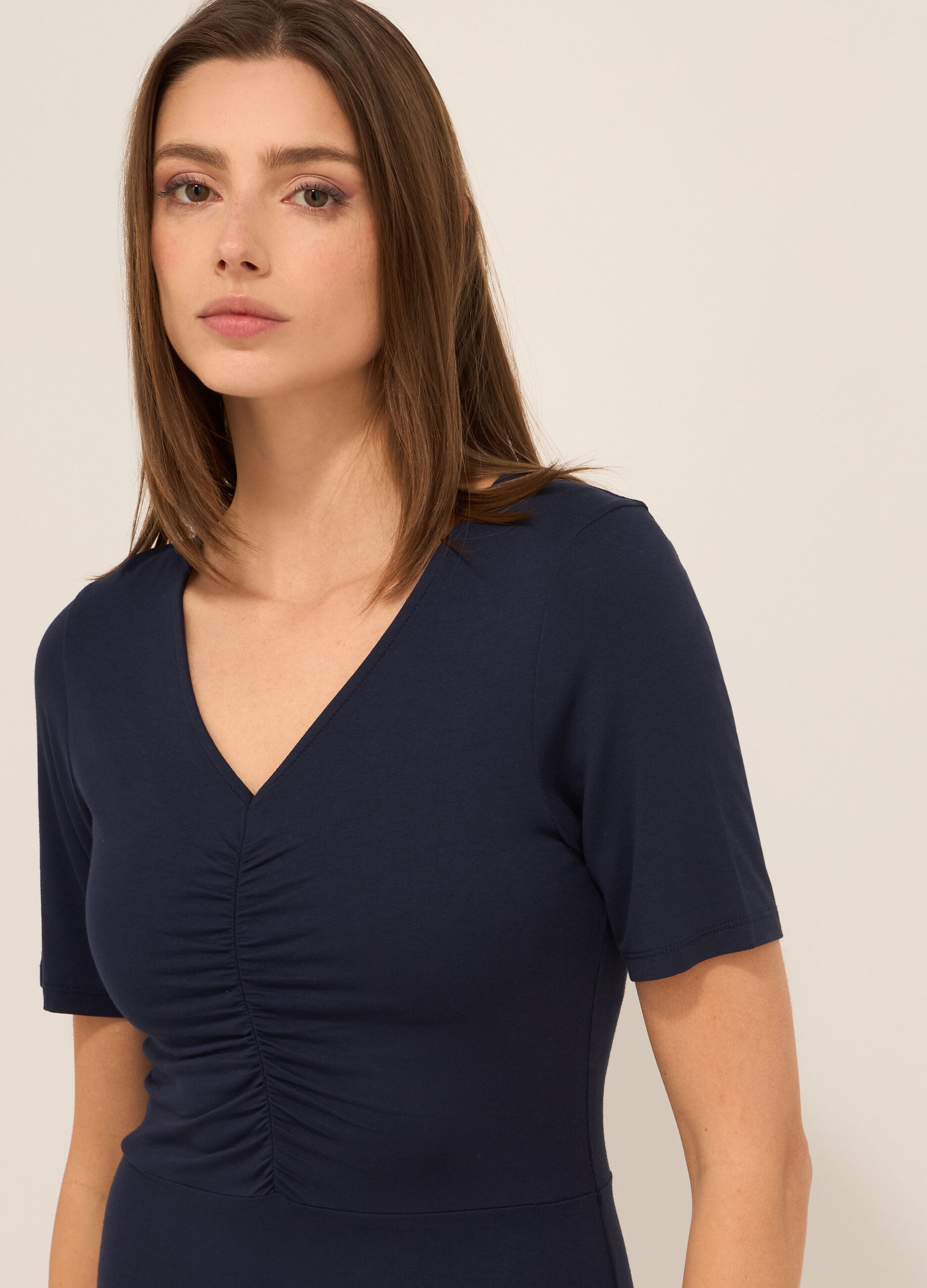 Abito corto in jersey di viscosa stretch donna_2