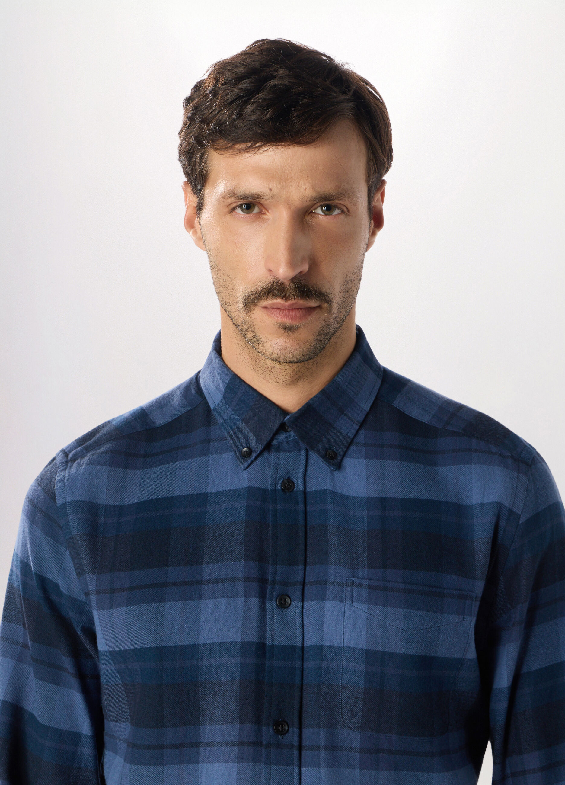 Camicia in flanella di cotone a quadri uomo_2