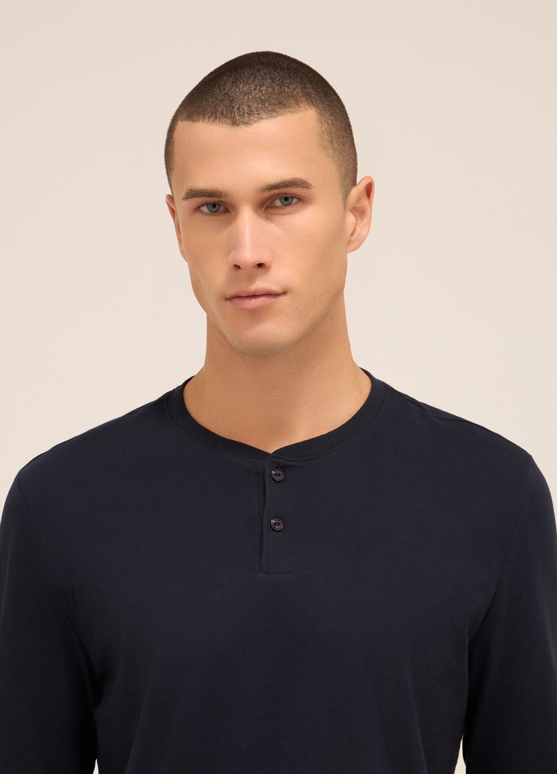 Maglia del pigiama a serafino in puro cotone uomo_2