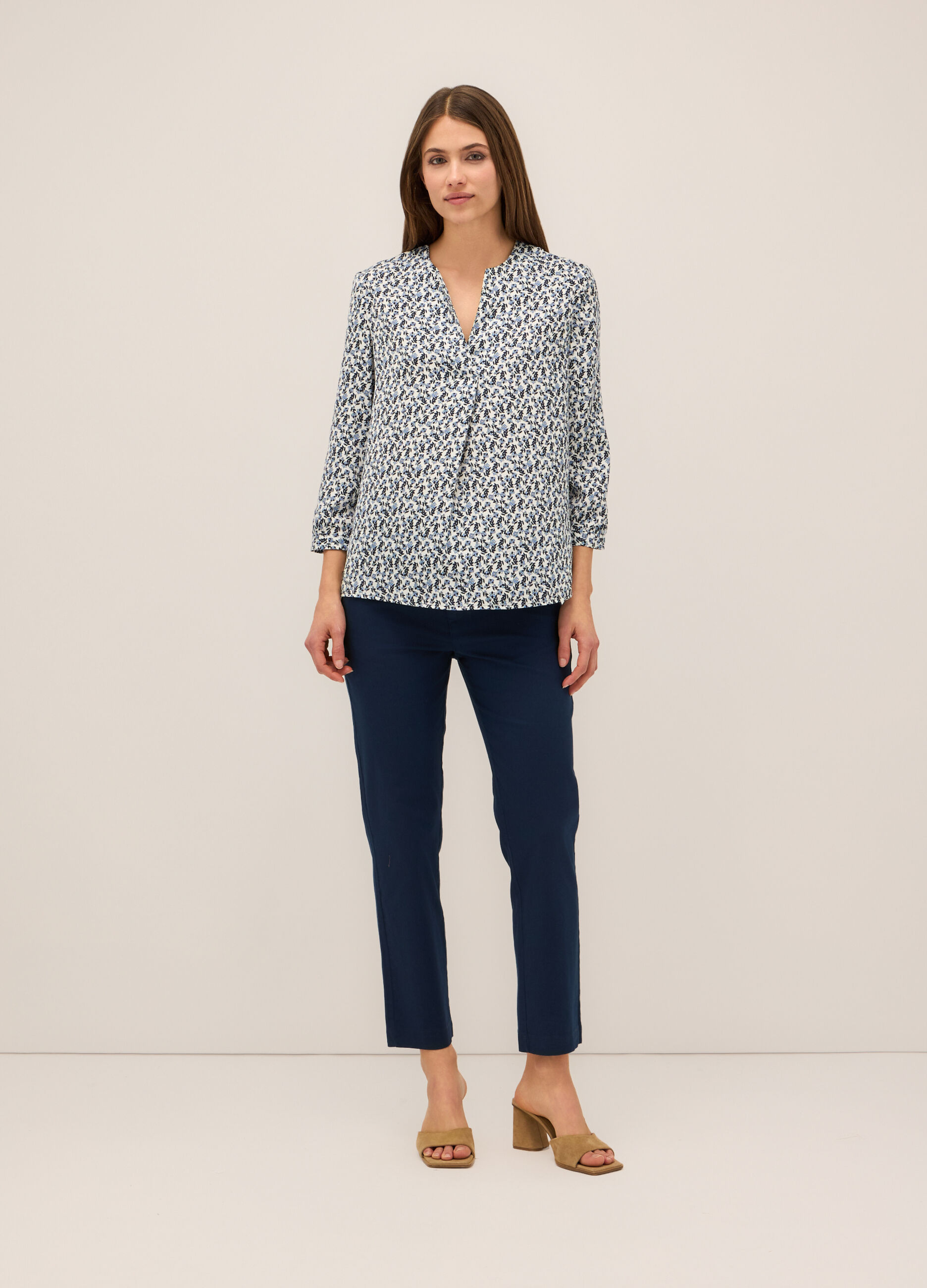 Pantaloni chino in twill di cotone stretch donna_0