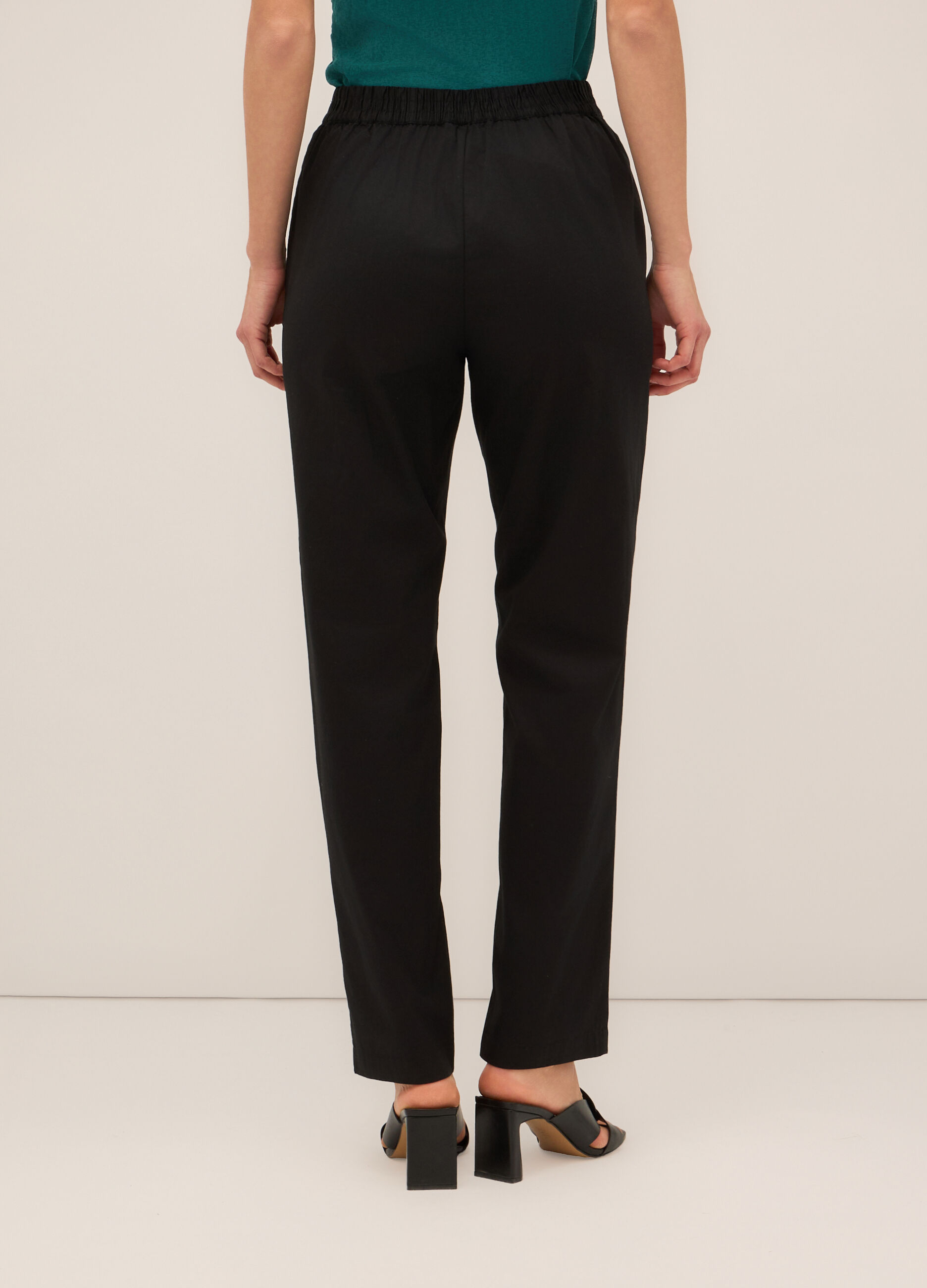 Pantaloni in twill di cotone stretch donna_1