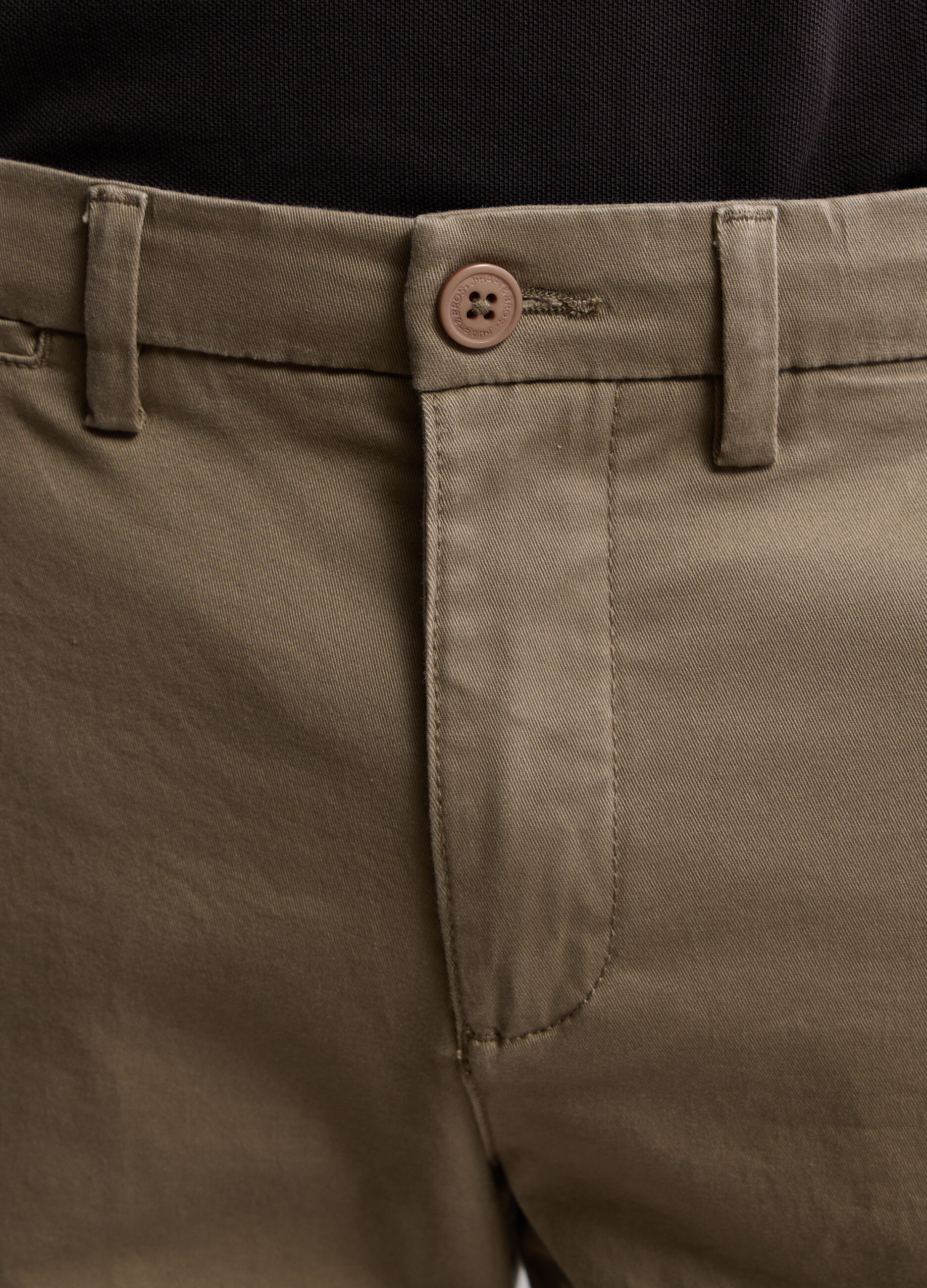 Pantaloni chino slim fit in cotone stretch uomo_3