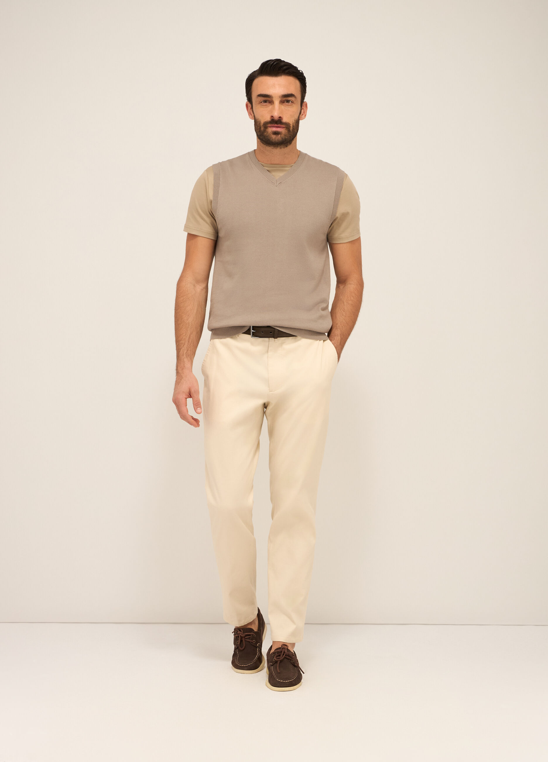 Pantaloni classici regular fit in cotone stretch uomo_0