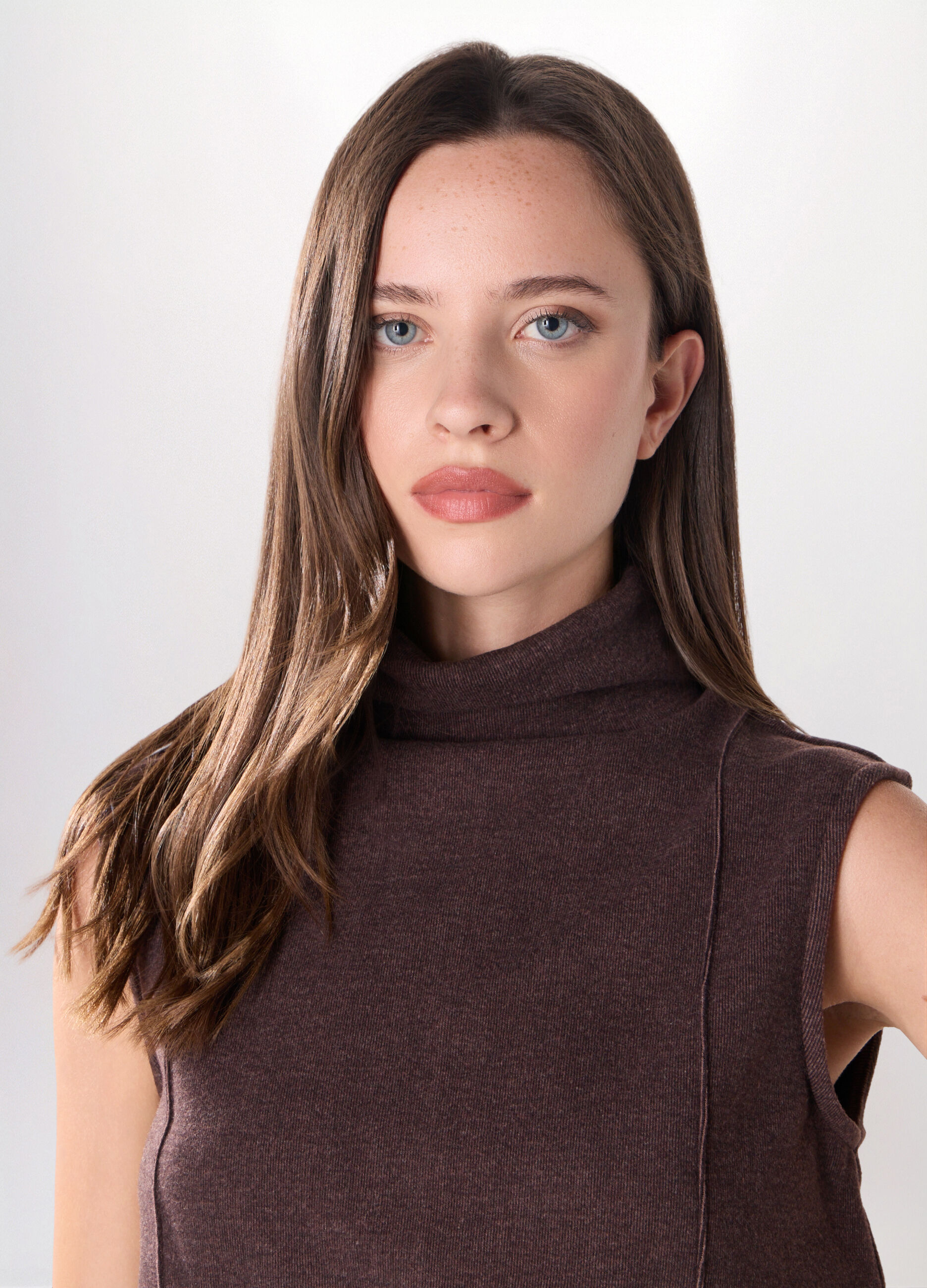 Tricot smanicato misto viscosa donna_2