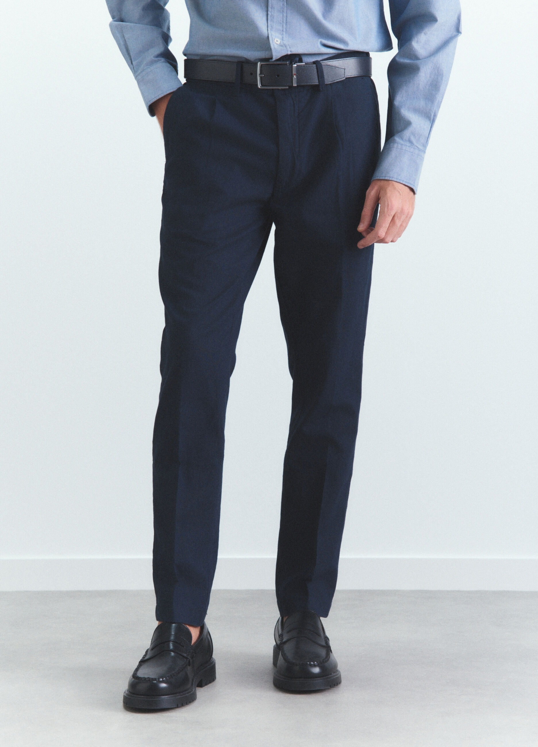 Pantalone chino in lino e cotone uomo_1