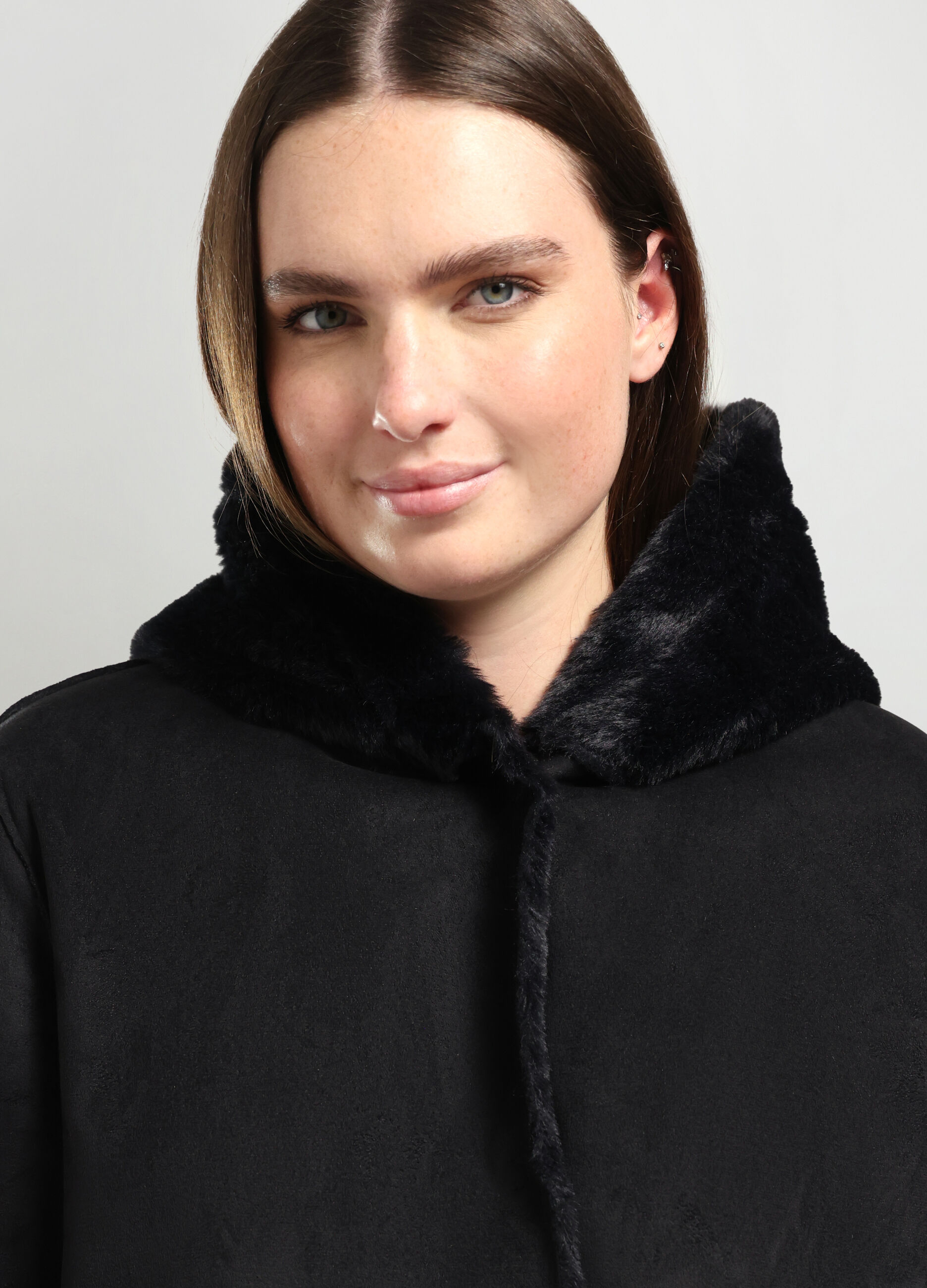 Cappotto in eco fur donna curvy_2