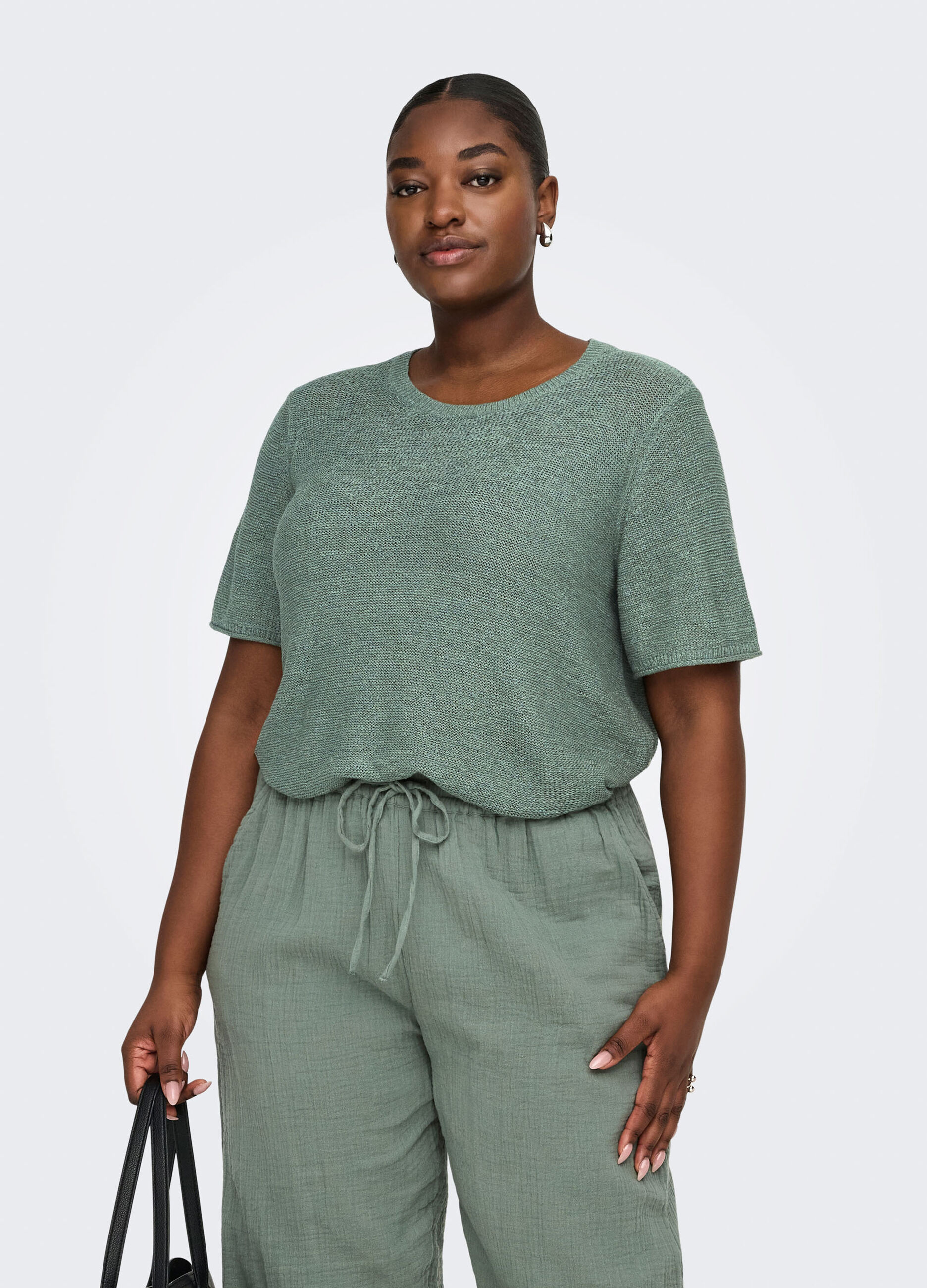 Top in maglia regular fit_0