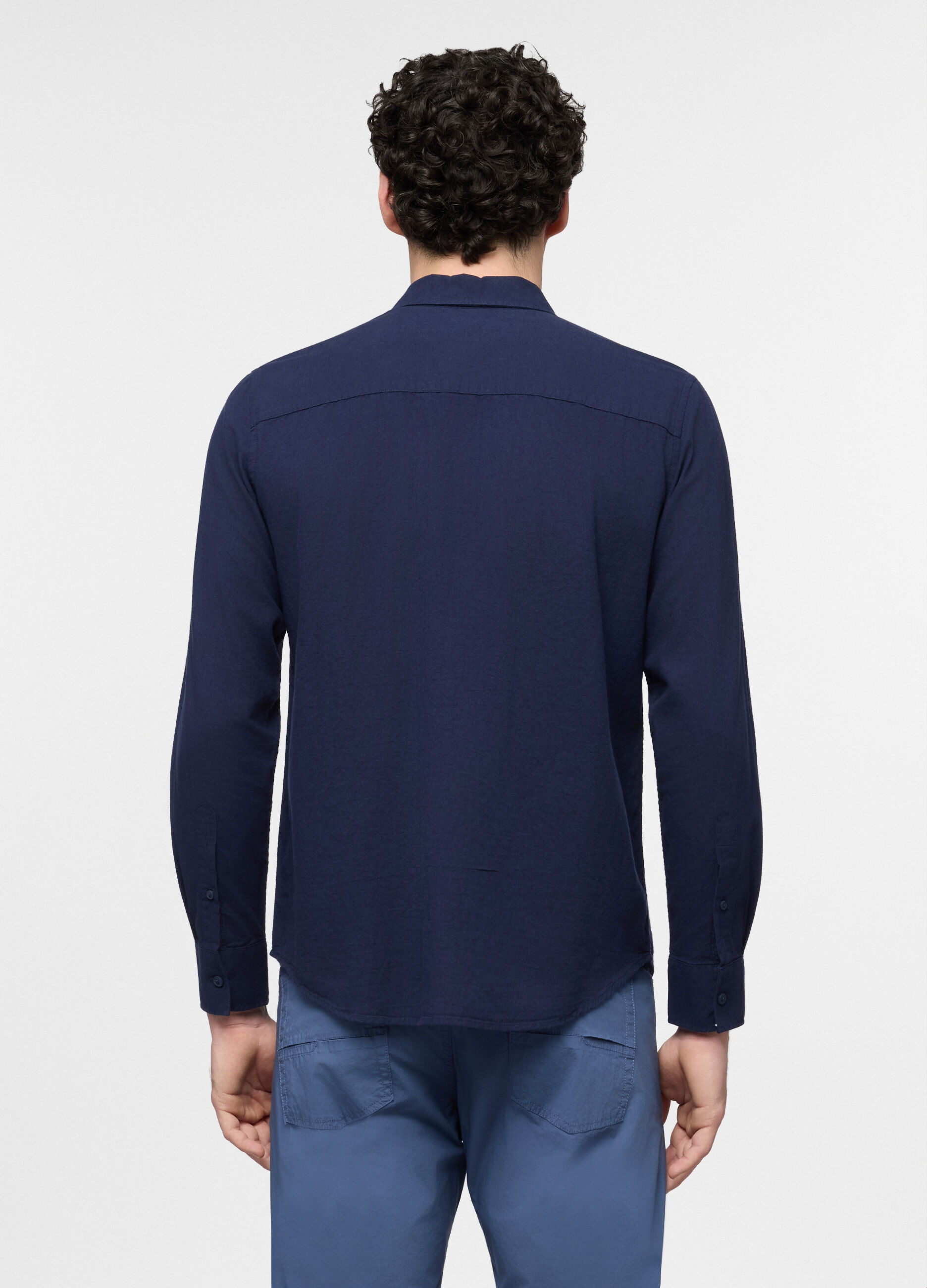 Camicia regular fit con collo classico in cotone e lino uomo_1