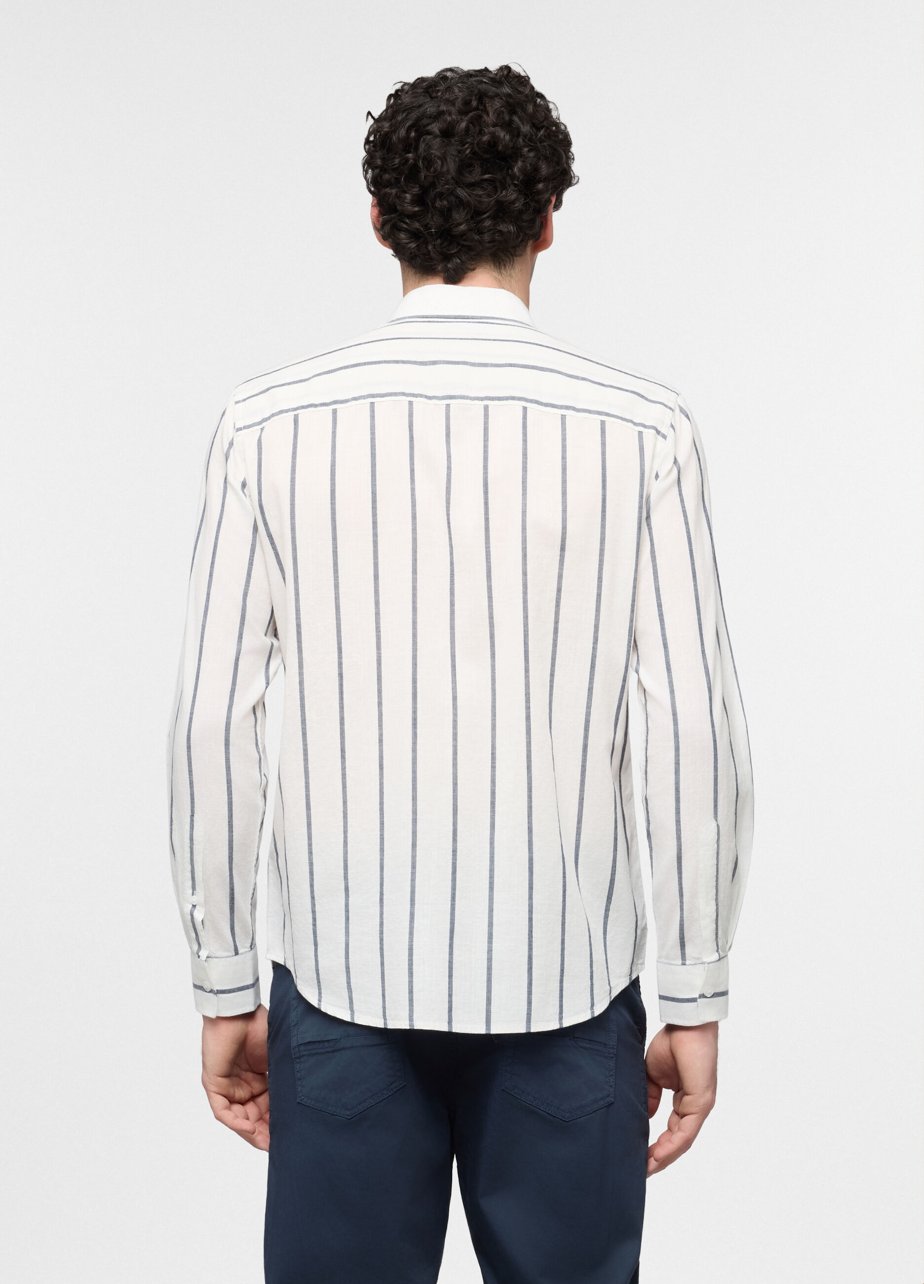 Camica regular fit con collo classico in cotone uomo_1