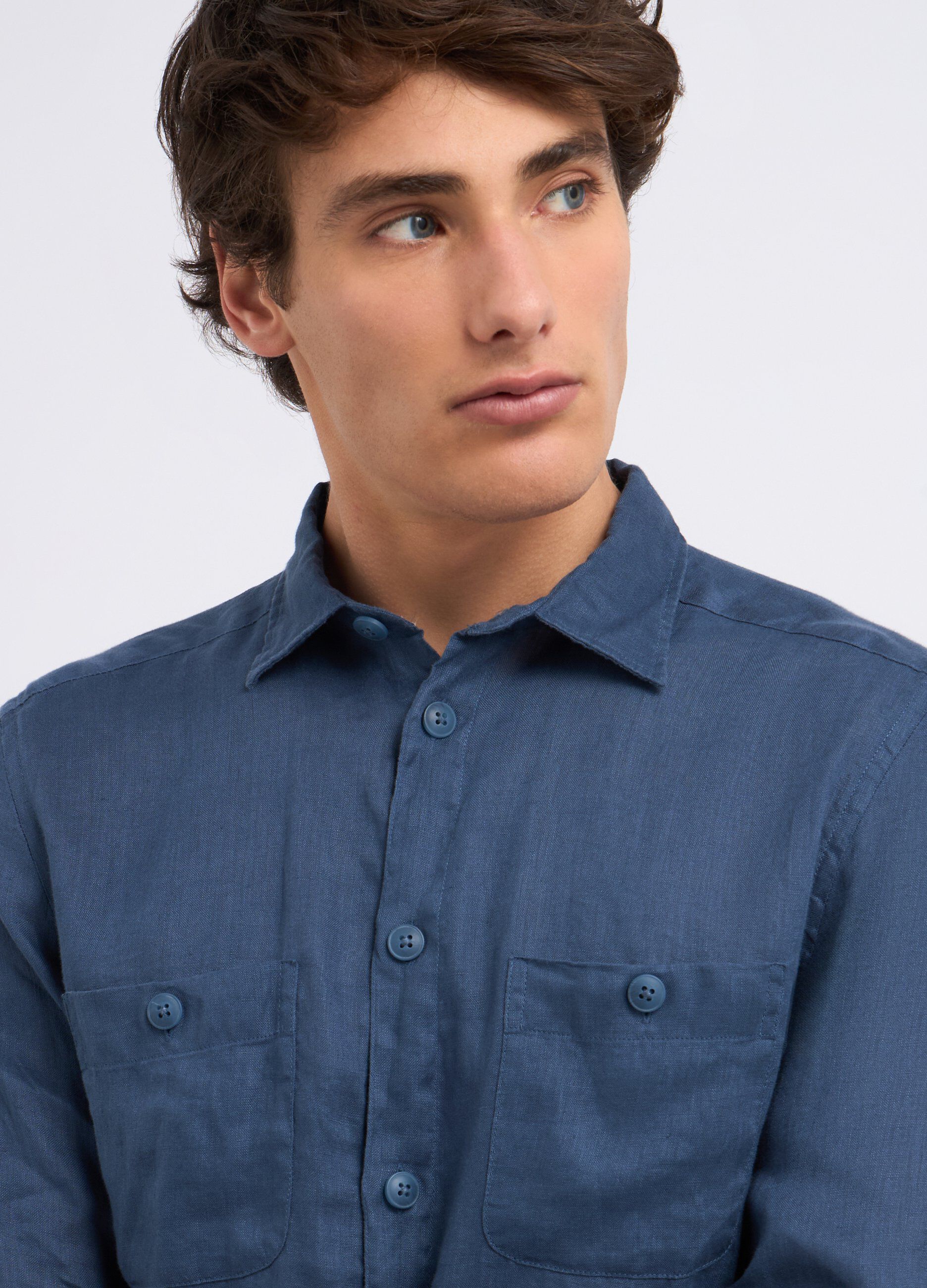 Camicia in puro lino con taschini uomo_2