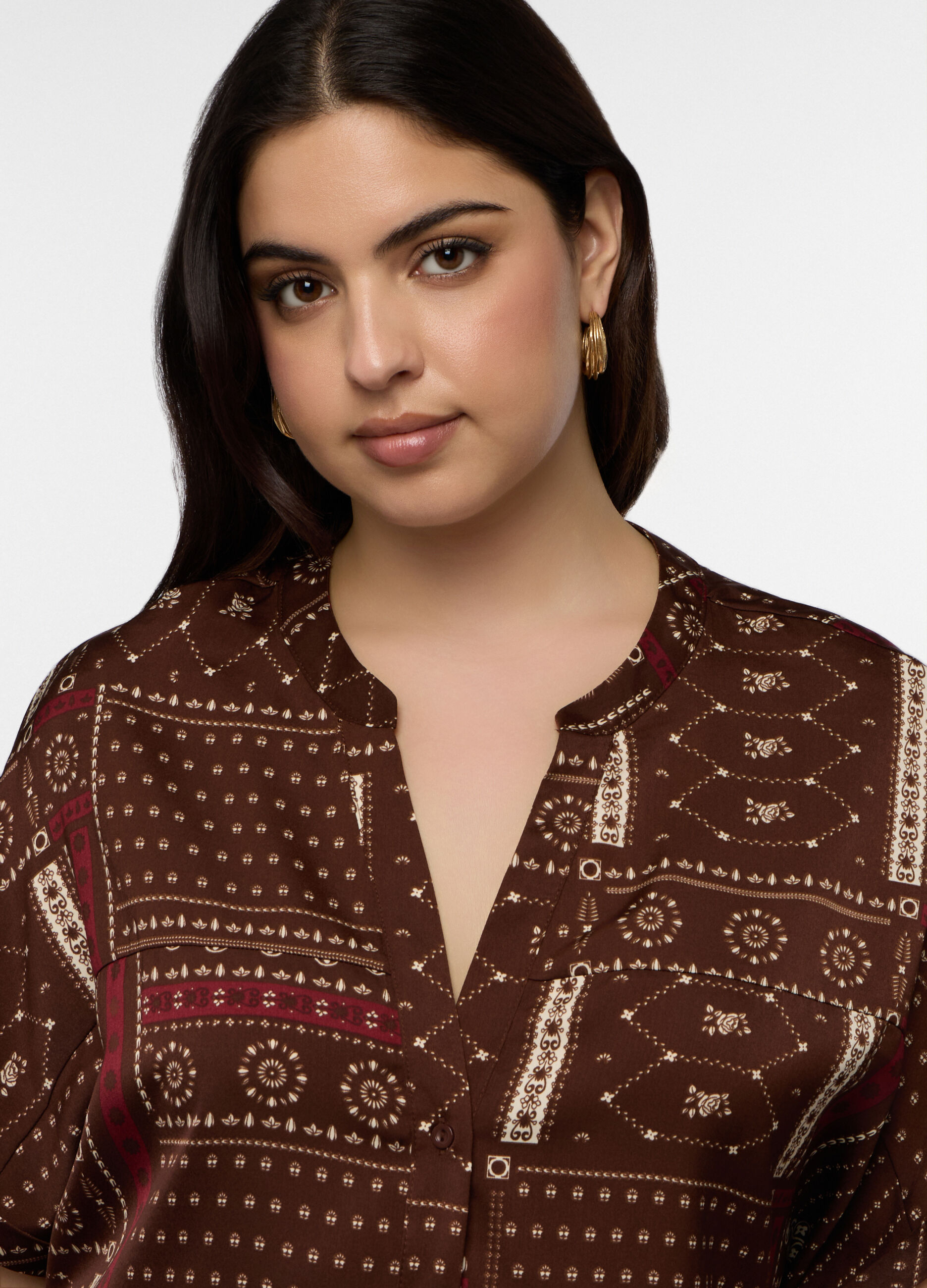 Camicia Fit Regular con scollo a V donna curvy_2