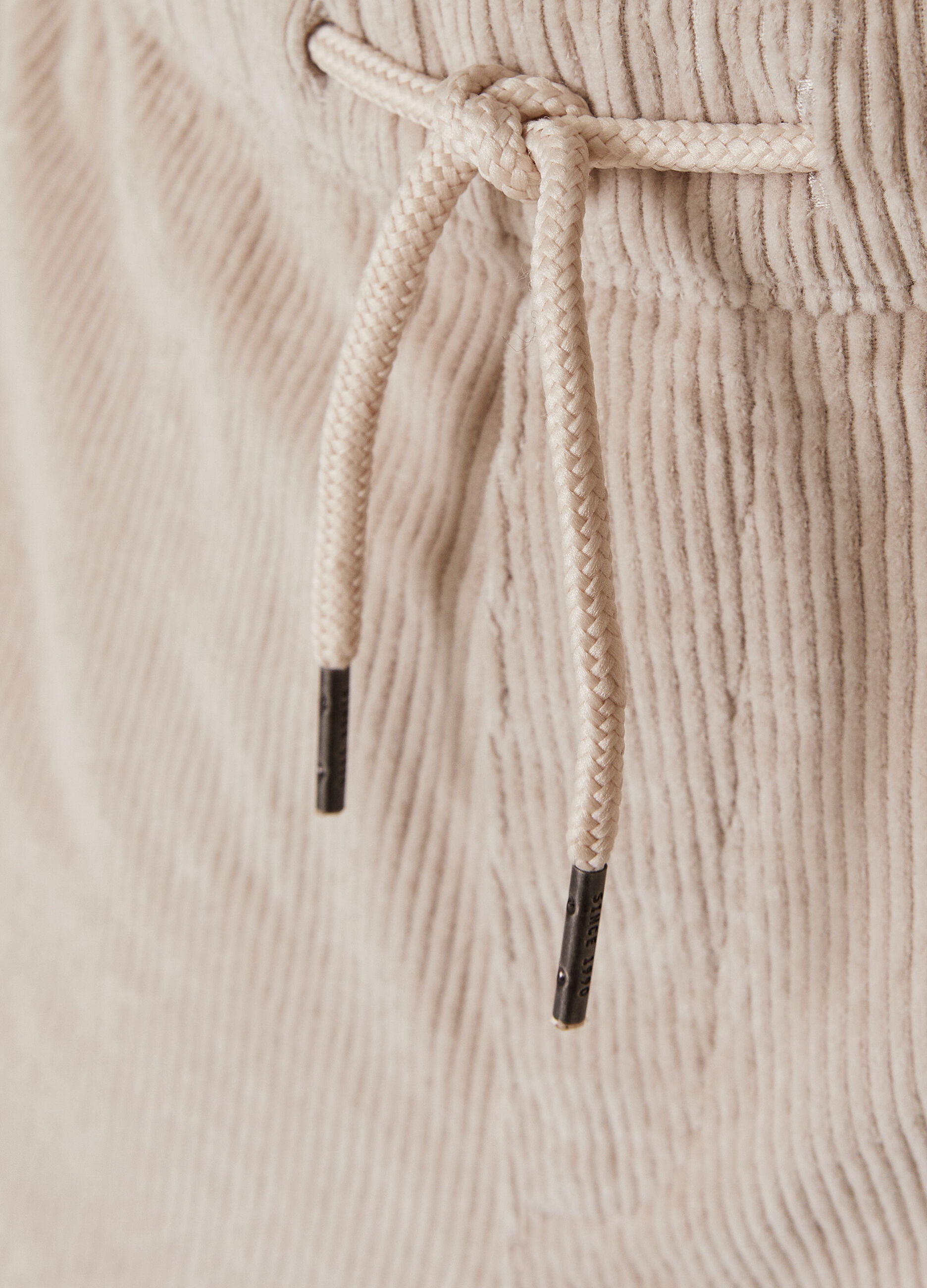 Pantaloni in velluto a coste uomo