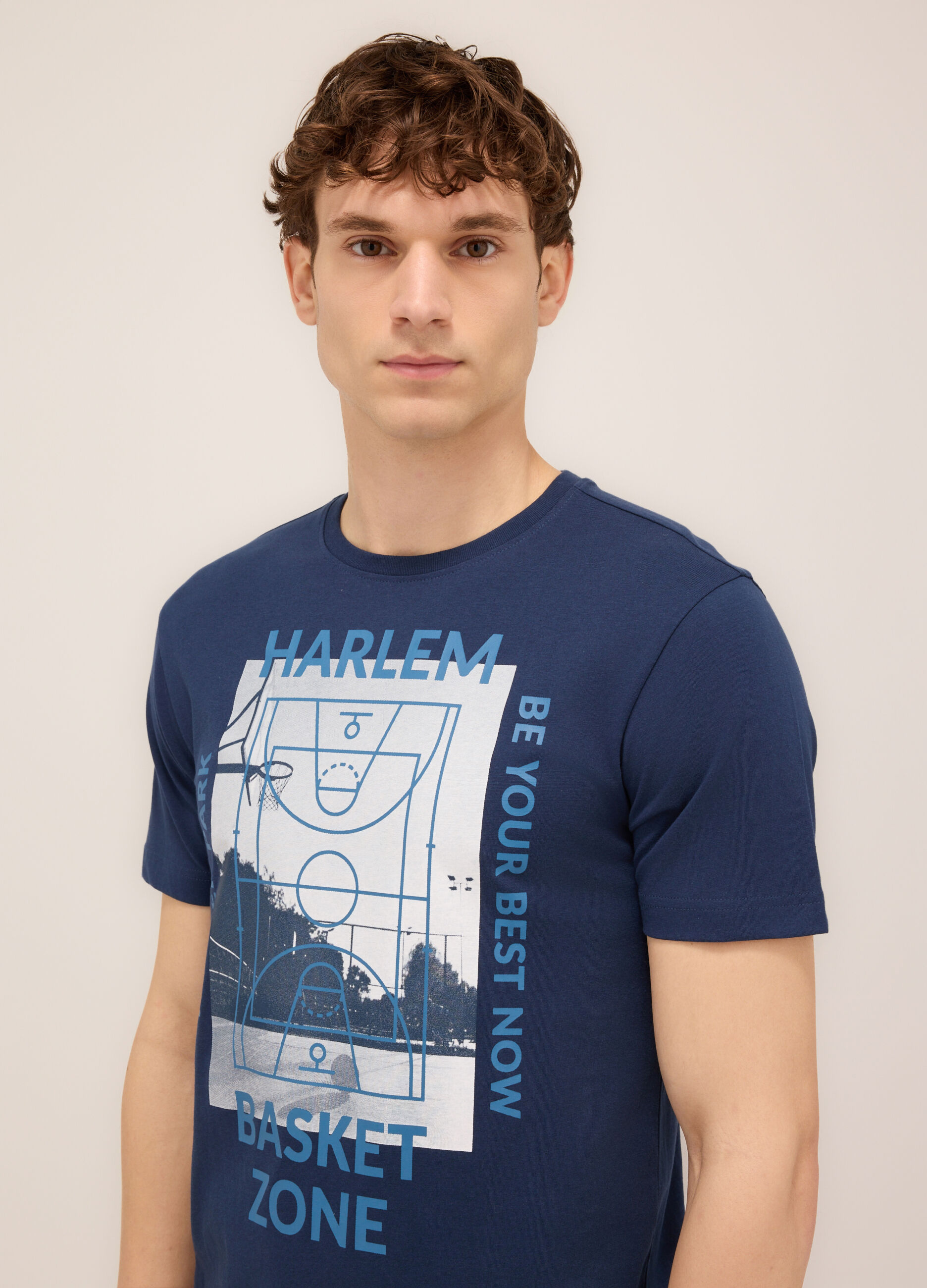 T-shirt girocollo stampa Harlem uomo_2
