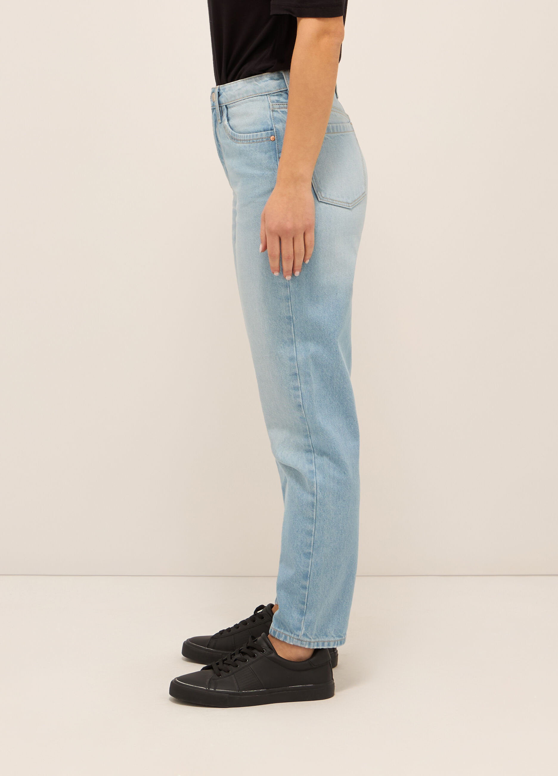 Pantaloni mom fit in denim di puro cotone donna_2