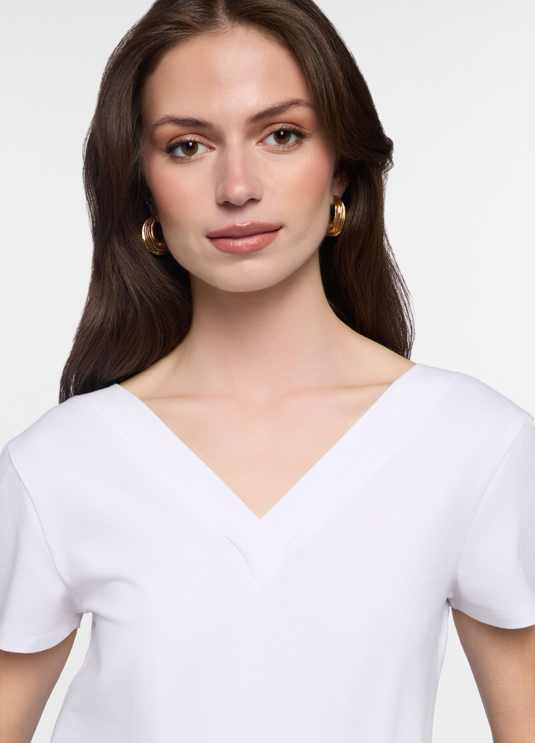 T-shirt fit slim con scollo a V stretch donna_2