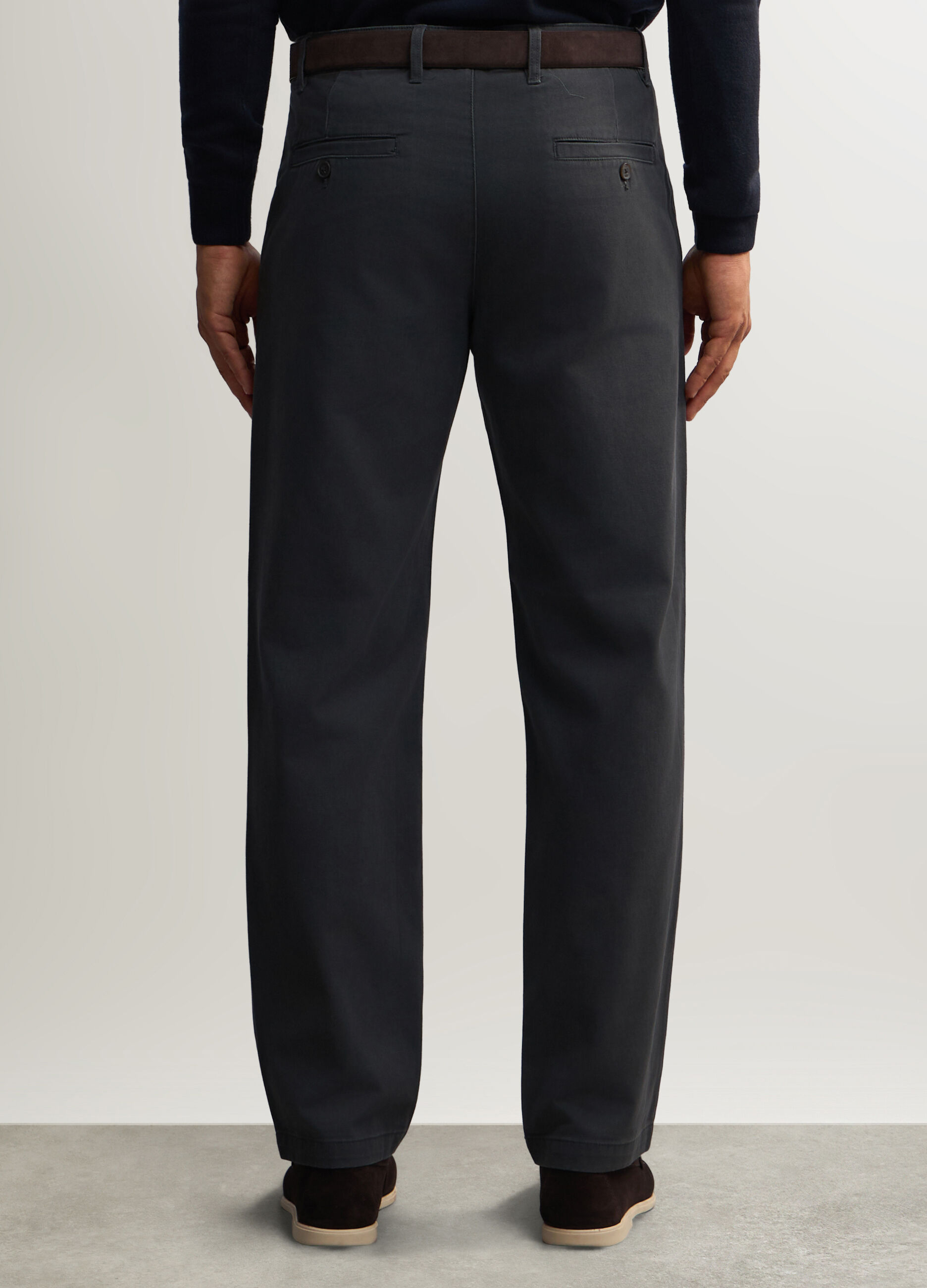Pantalone chino in twill di cotone uomo_2