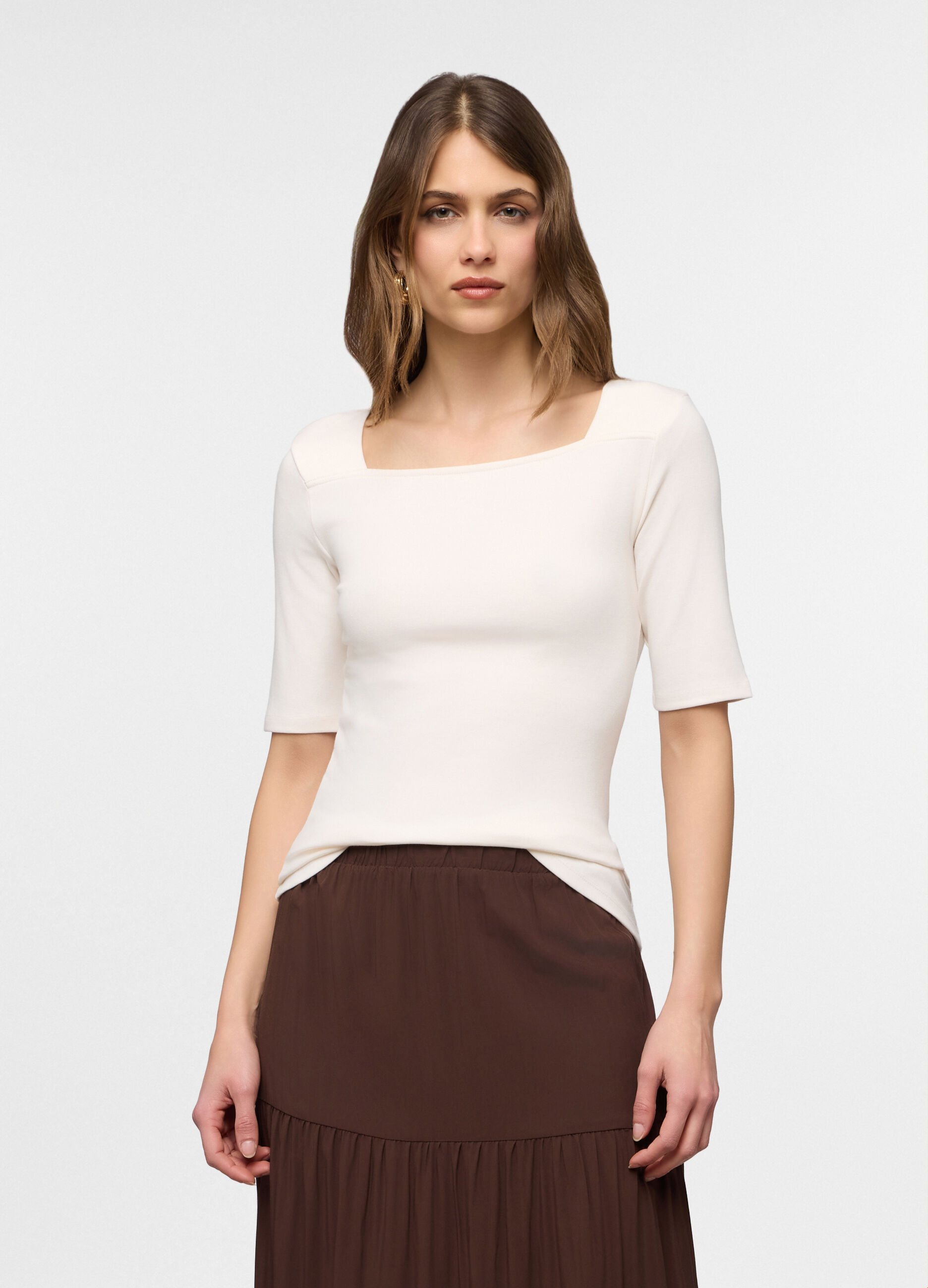 T-shirt con scollo squadrato stretch donna_0