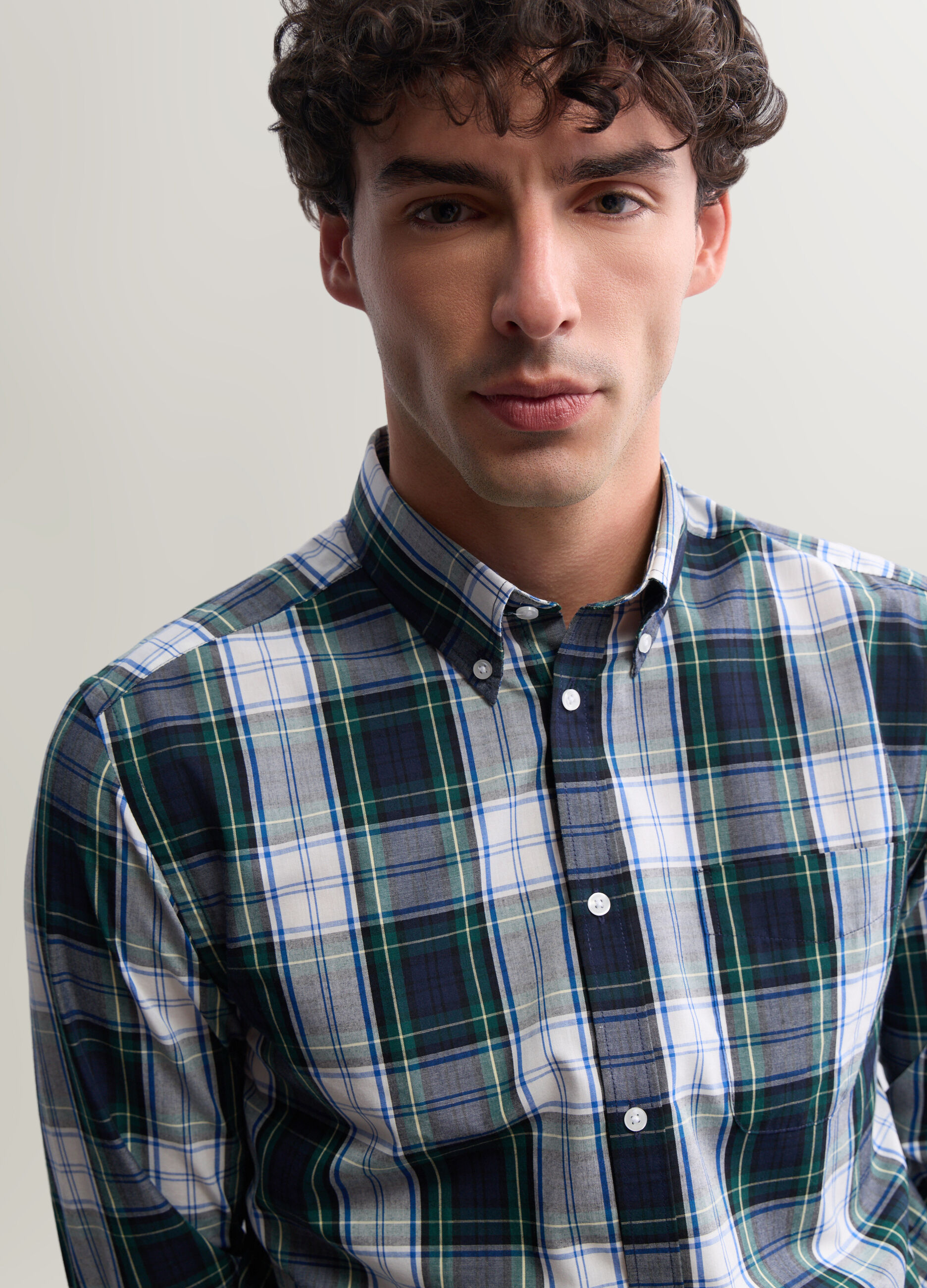 Camicia regular fit in misto cotone uomo_2