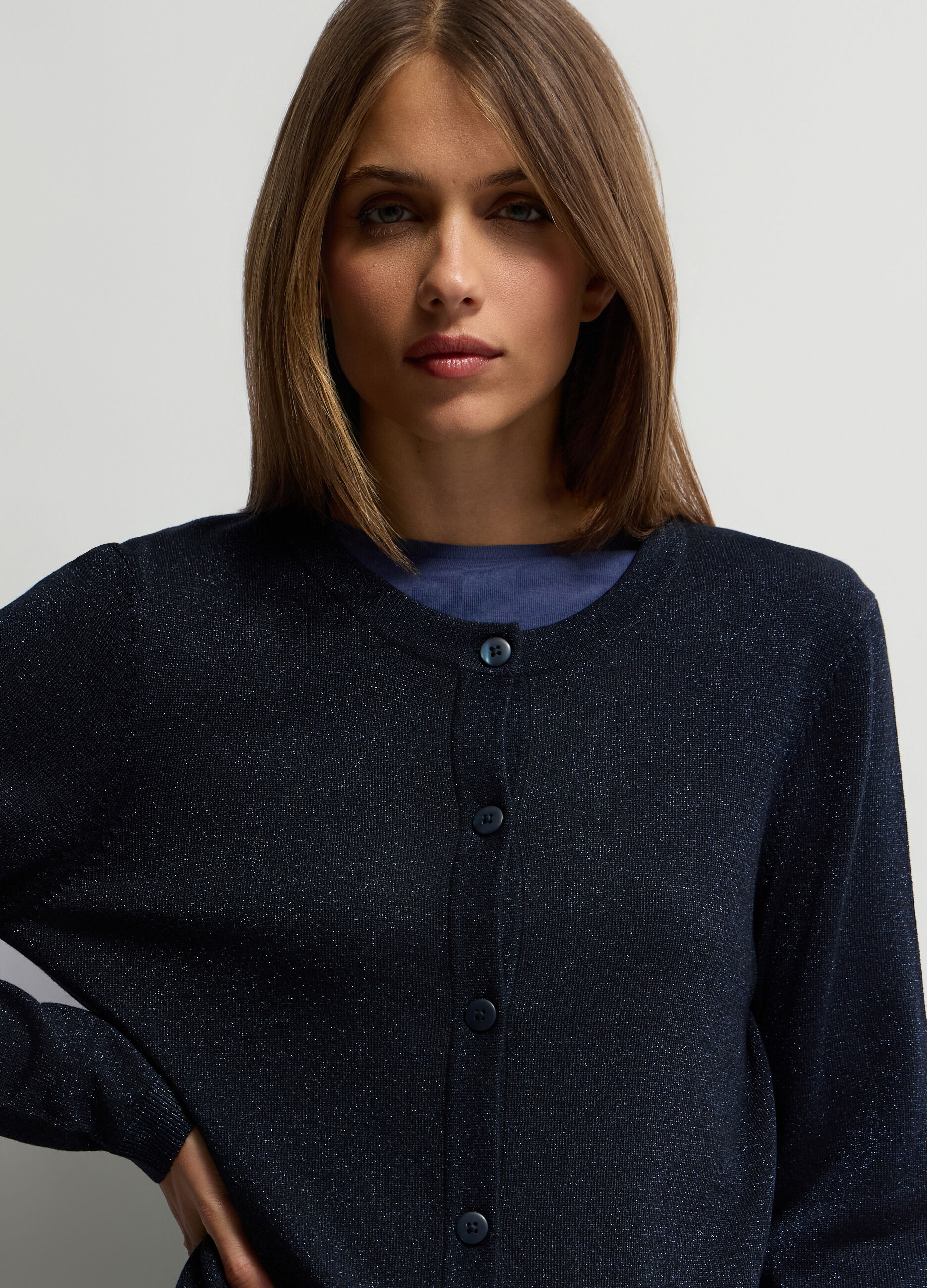 Cardigan girocollo operato donna_2