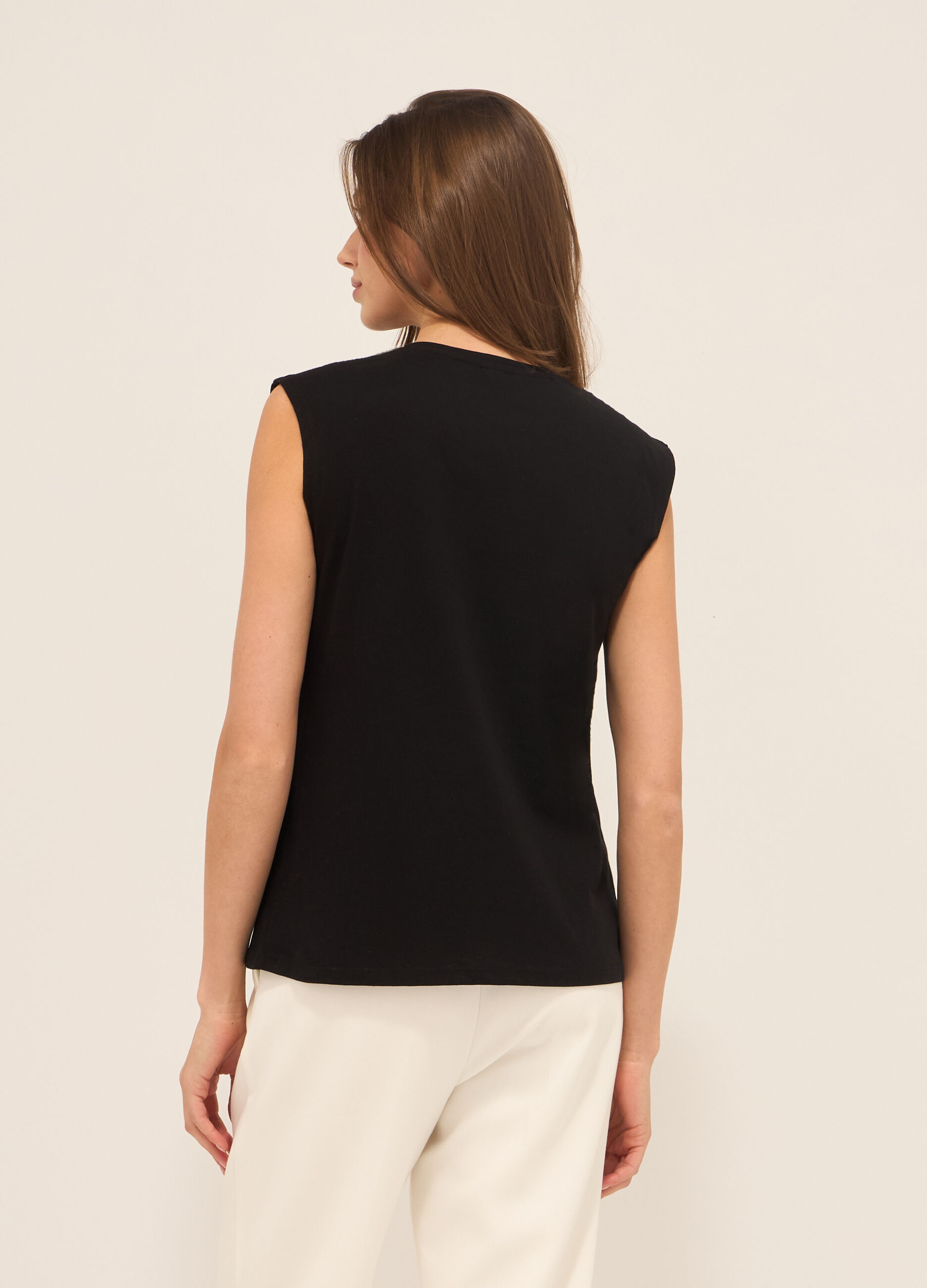 T-shirt smanicata in puro cotone donna_1