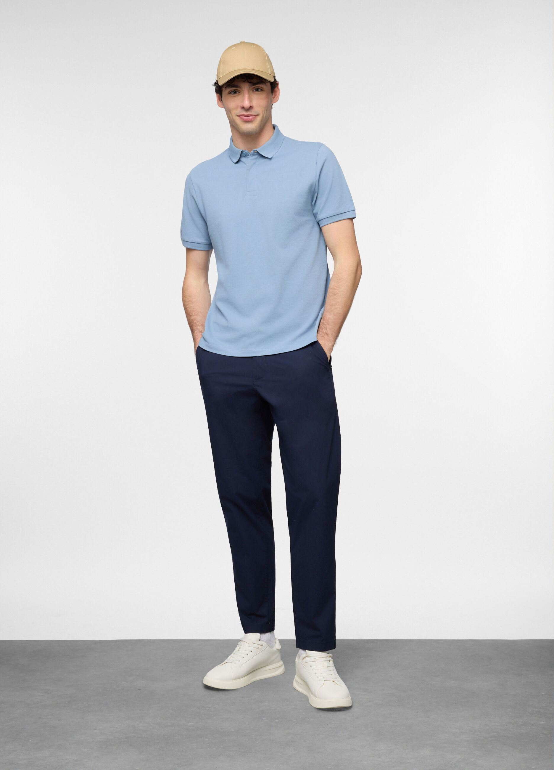 Pantalone chino relaxed fit in cotone stretch uomo_0