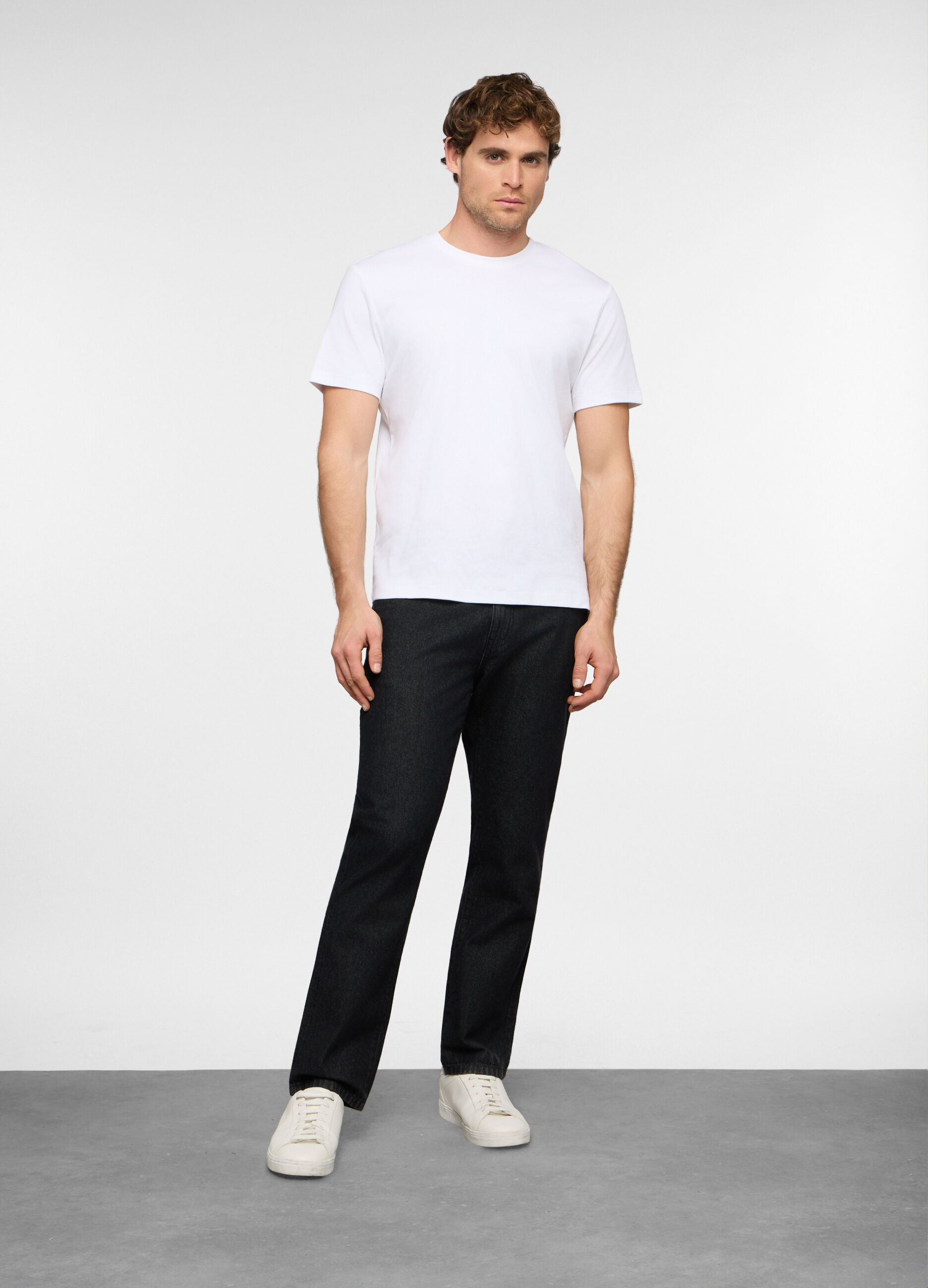 Jeans 5 tasche regular fit in denim uomo_0