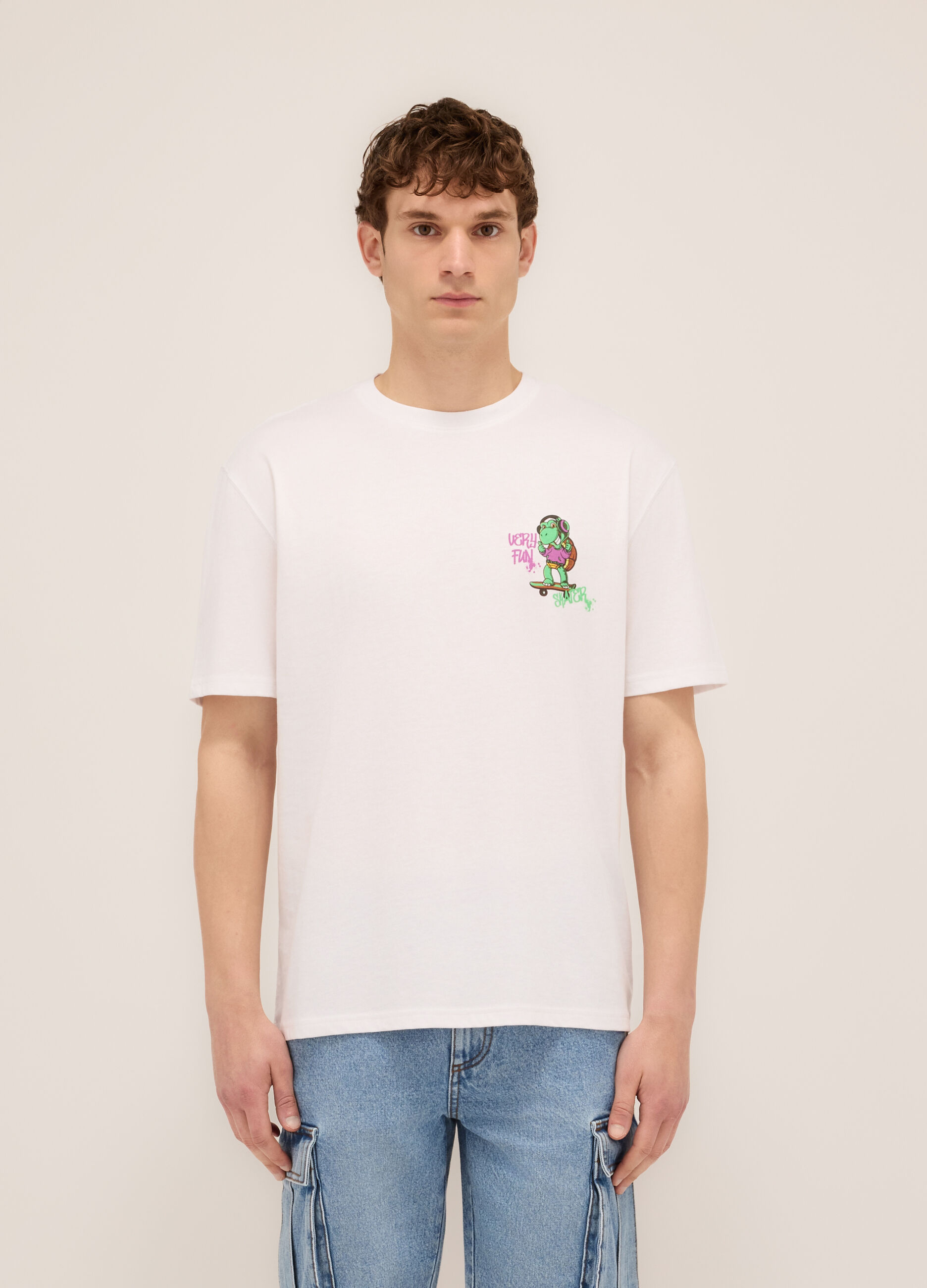 T-shirt girocollo stampa graffiti_0