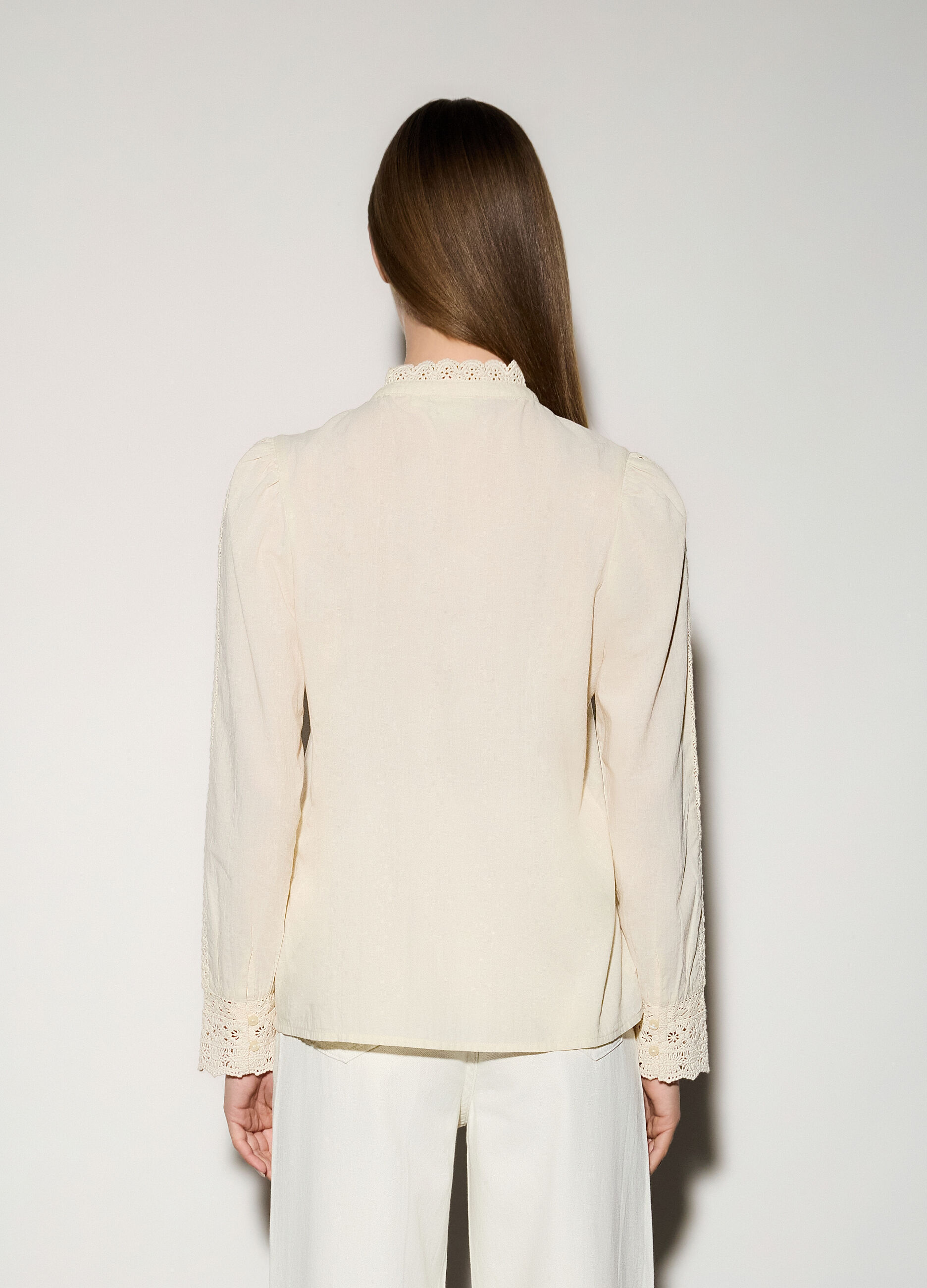 Camicia regular fit con scollo rotondo in pizzo donna_2