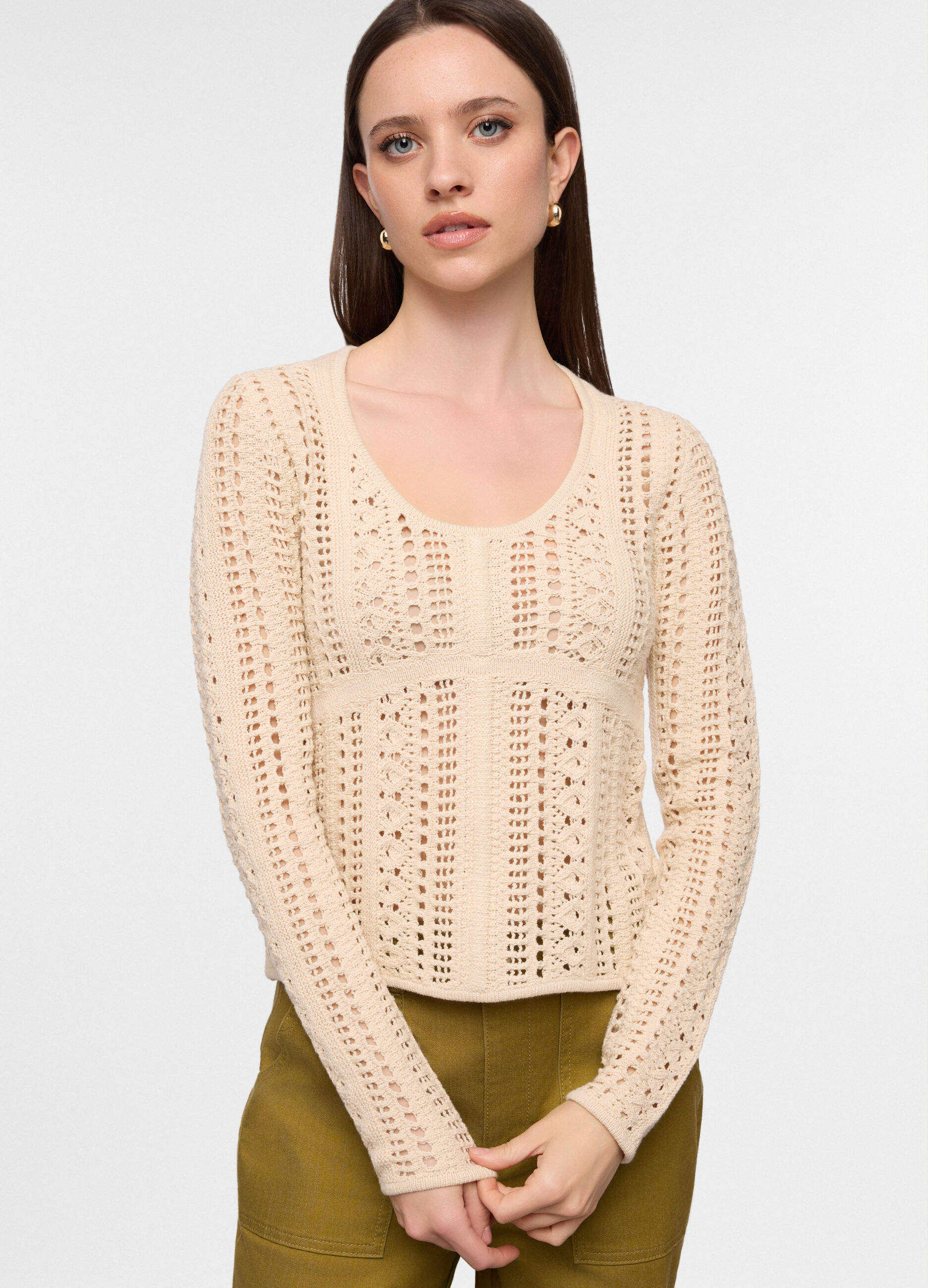 Maglia girocollo fitted operata donna_2