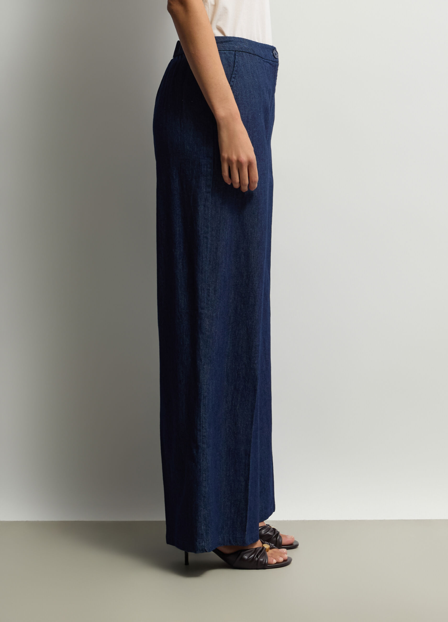 Pantaloni Relaxed Fit in denim di puro cotone donna_1