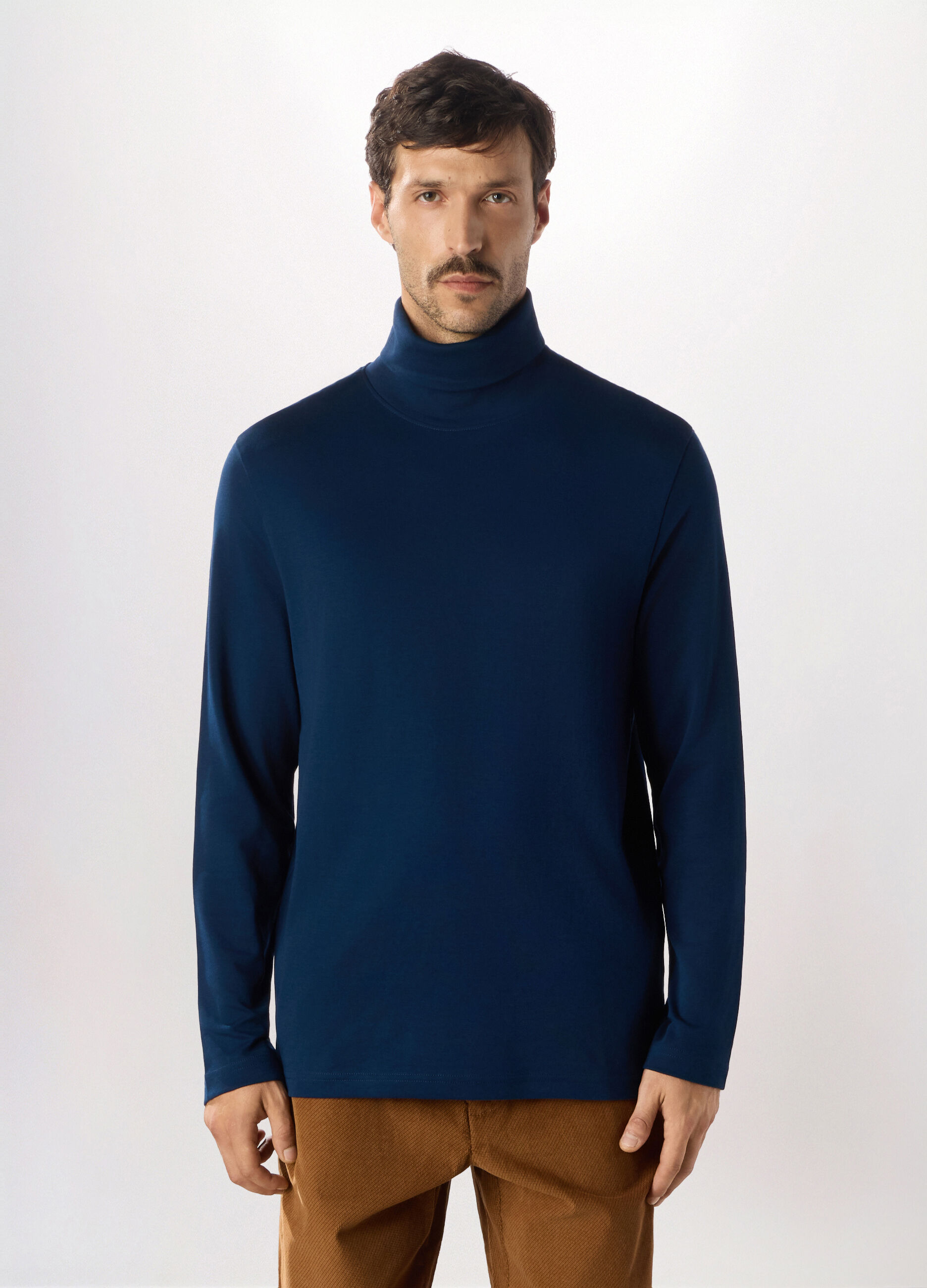 Maglia a collo alto in puro cotone uomo_0