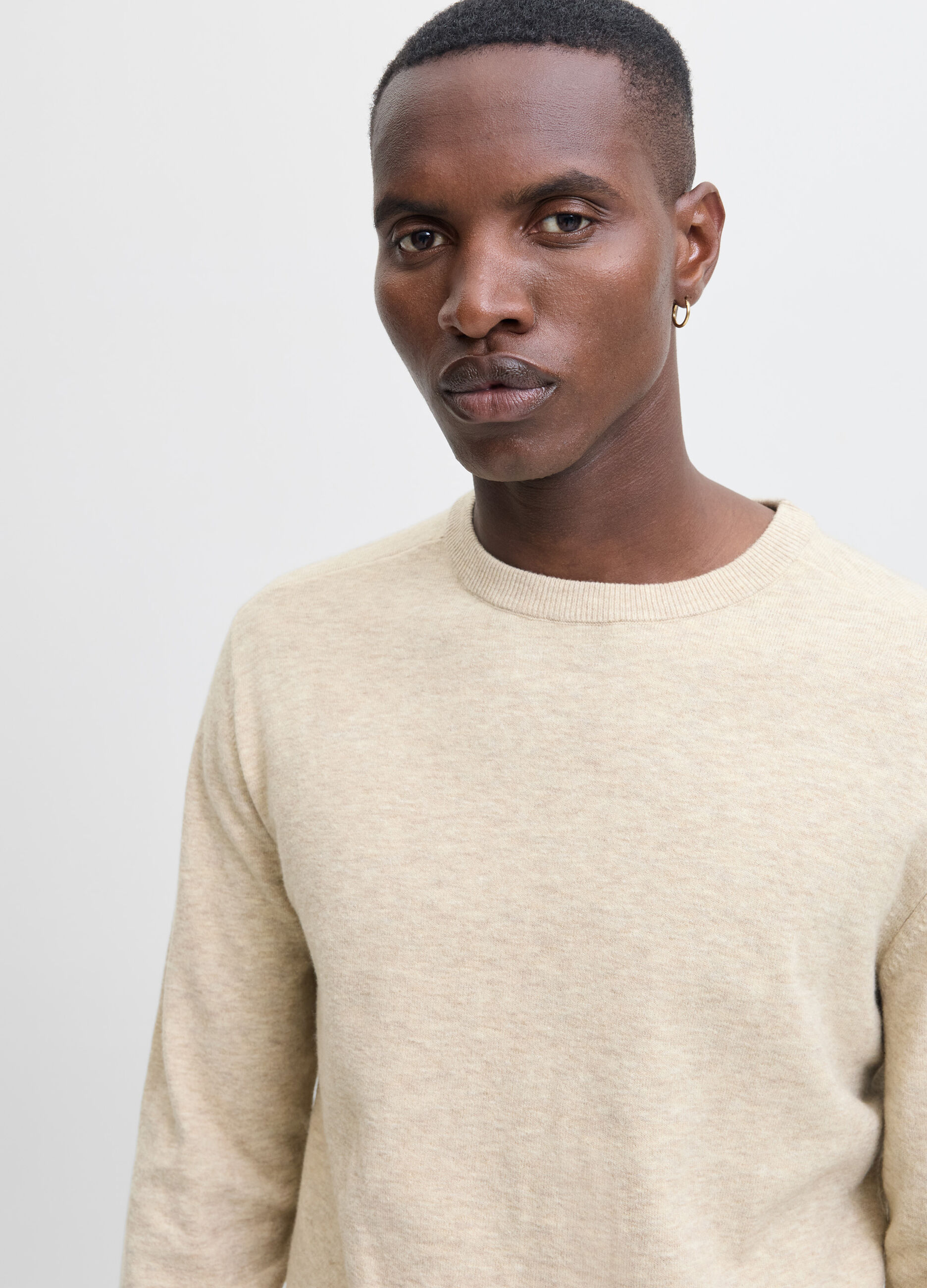 Maglione girocollo a maglia rasata uomo_3