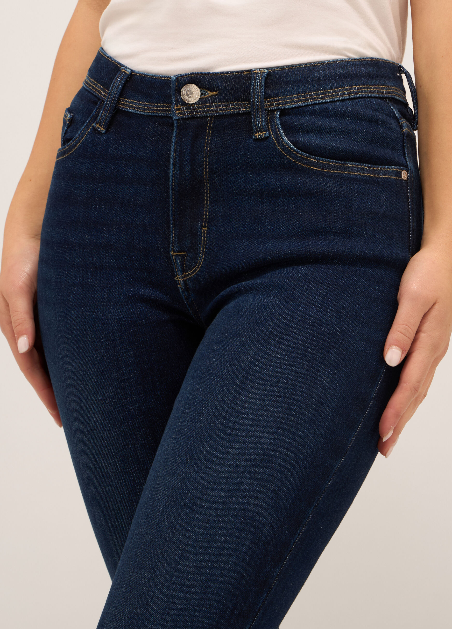 Treggings stretch denim di misto cotone donna_3