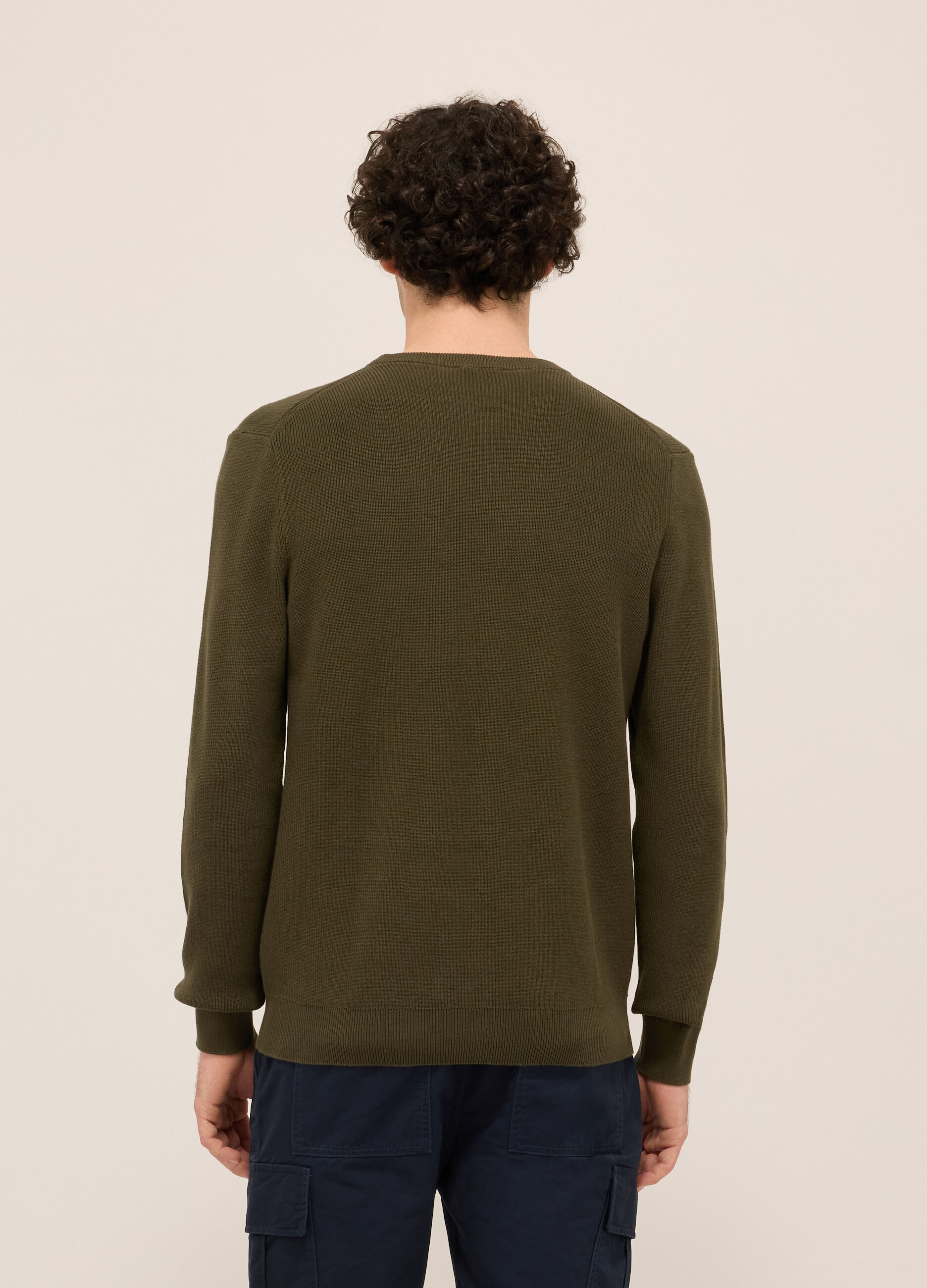 Maglione girocollo in cotone a maglia rasata uomo_1