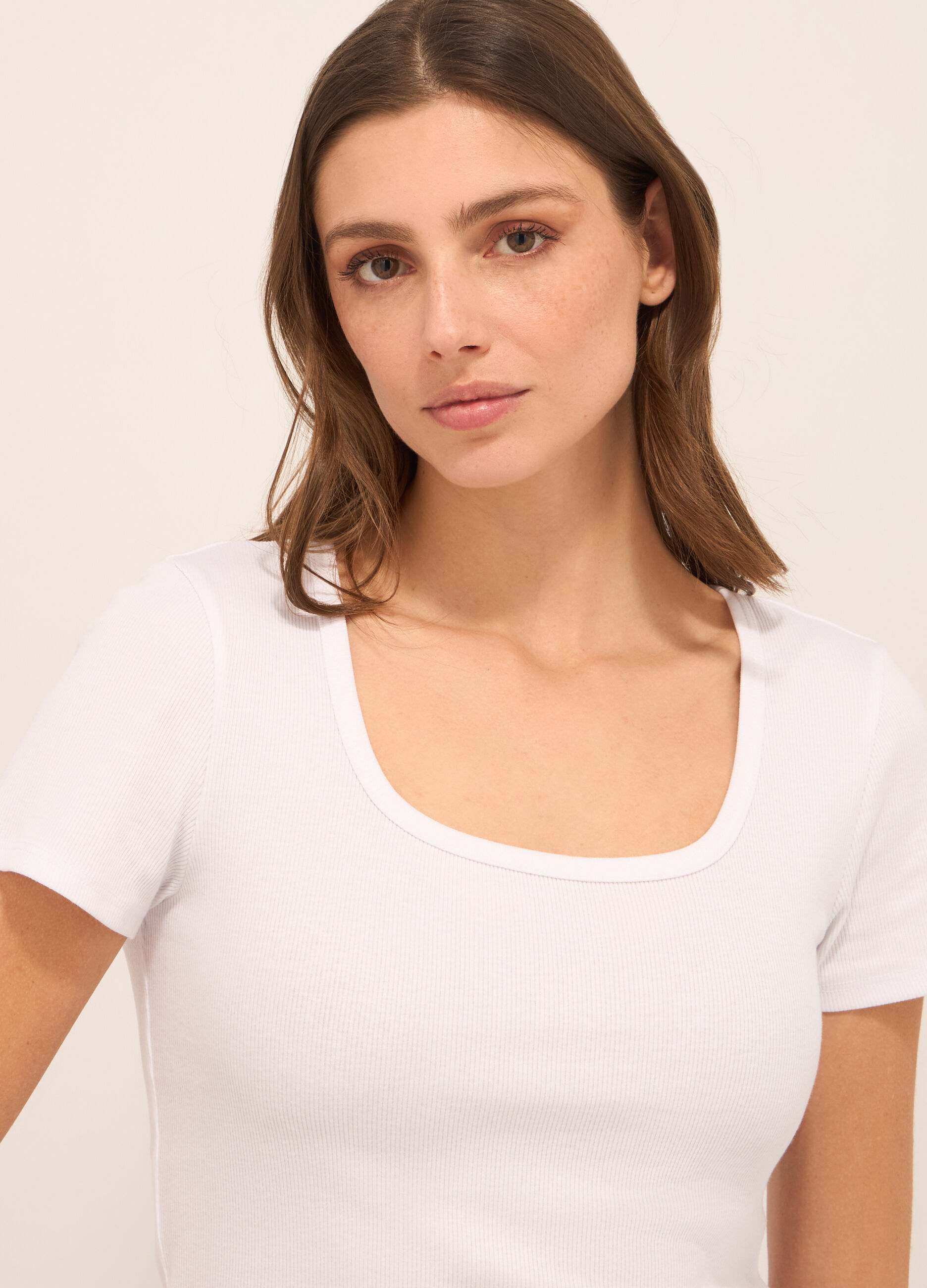 T-shirt in costina donna_2