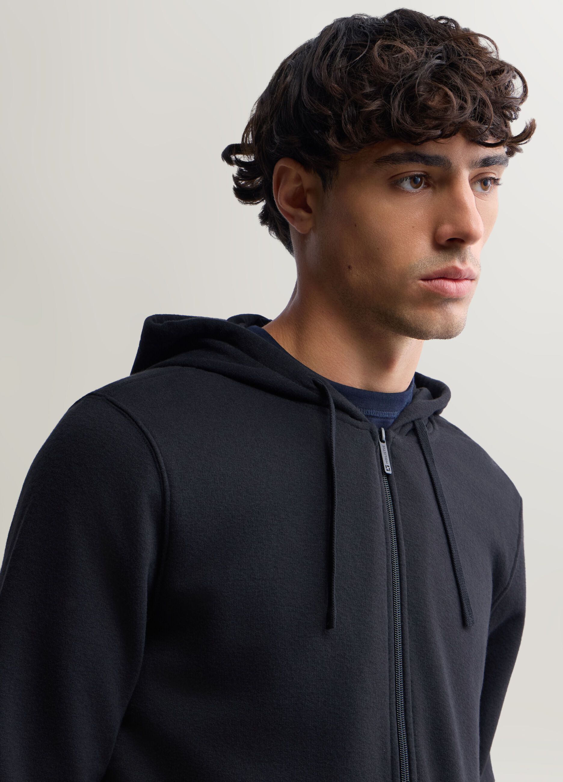 Felpa con zip e cappuccio in misto cotone uomo_2