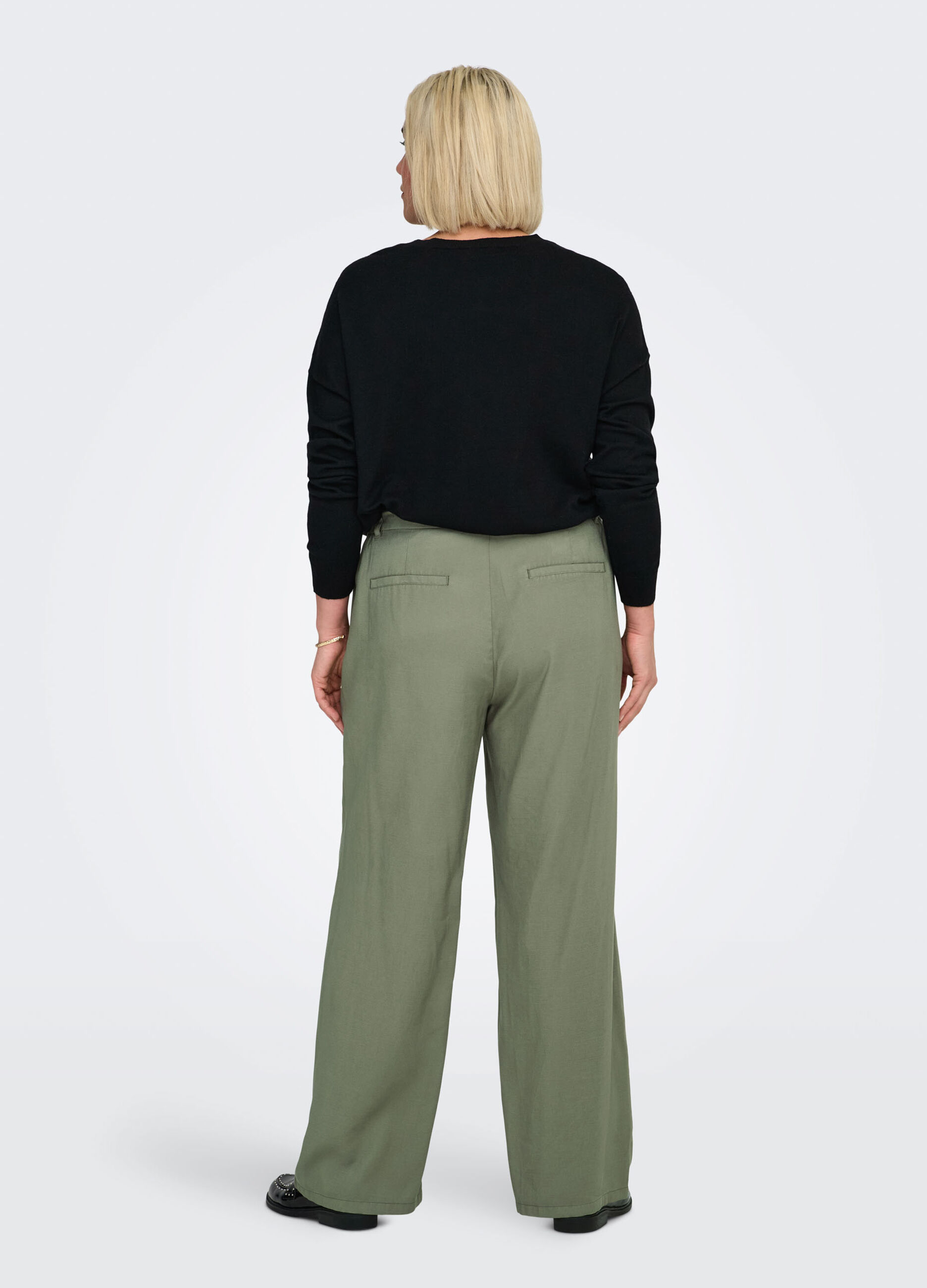 Pantaloni straight fit_2